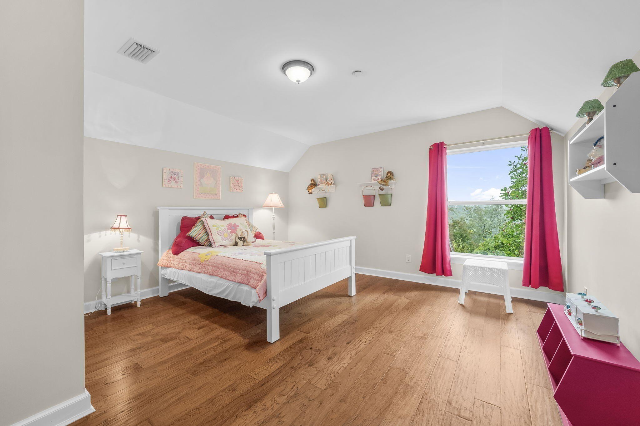 Youngstown, Florida, 32466, United States, 6 Bedrooms Bedrooms, ,6 BathroomsBathrooms,Residential,For Sale,1981831