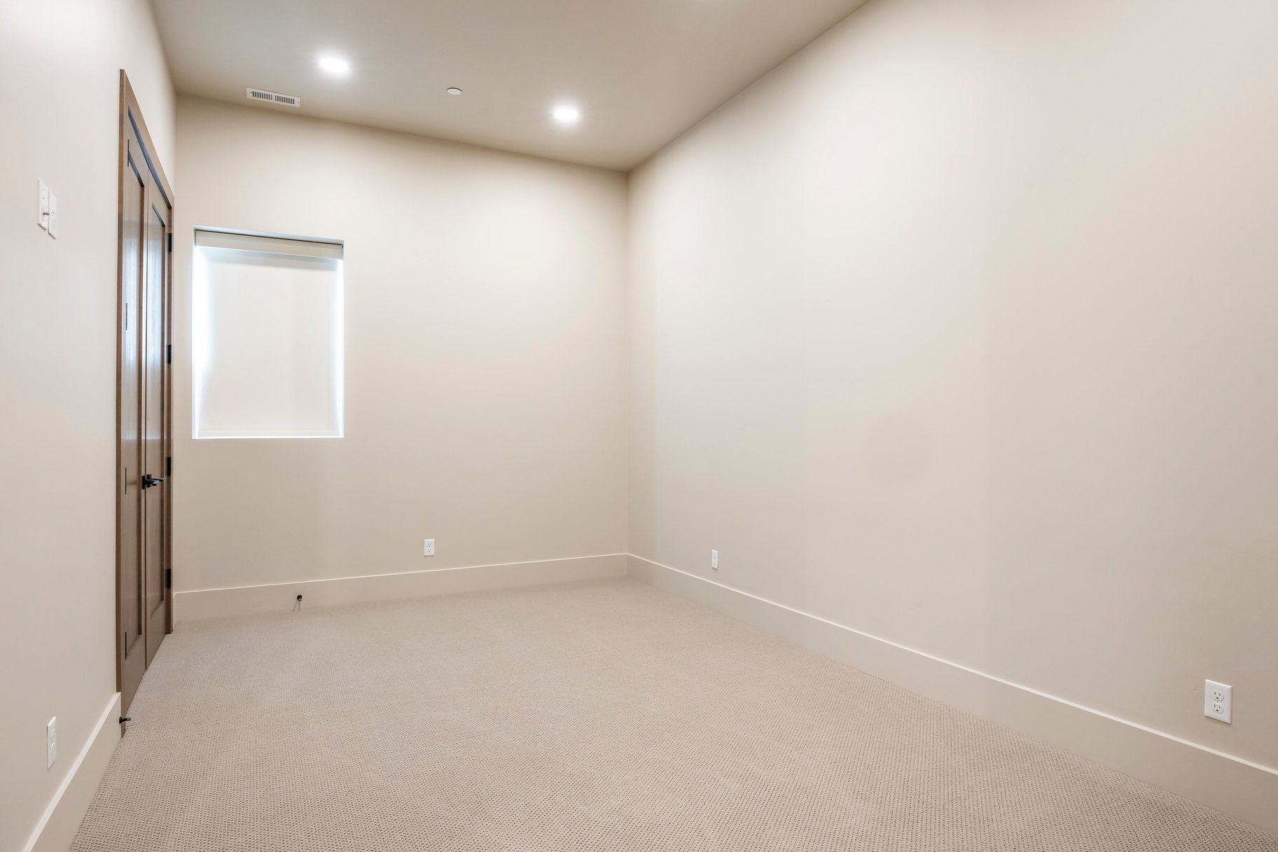  Beautiful Modern Custom Home with Rock Cliff Views at Victory Ranch - 物件實景