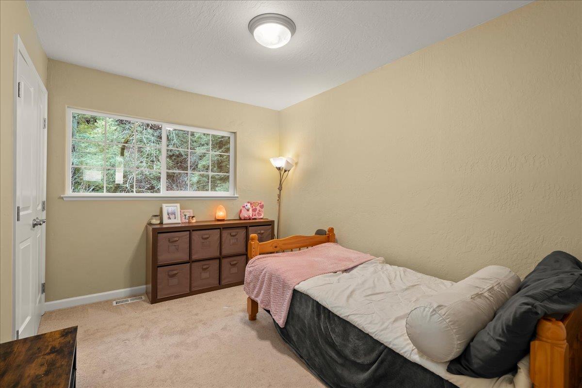 Los Gatos, California, 95033, United States, 3 Bedrooms Bedrooms, ,2 BathroomsBathrooms,Residential,For Sale,1839951