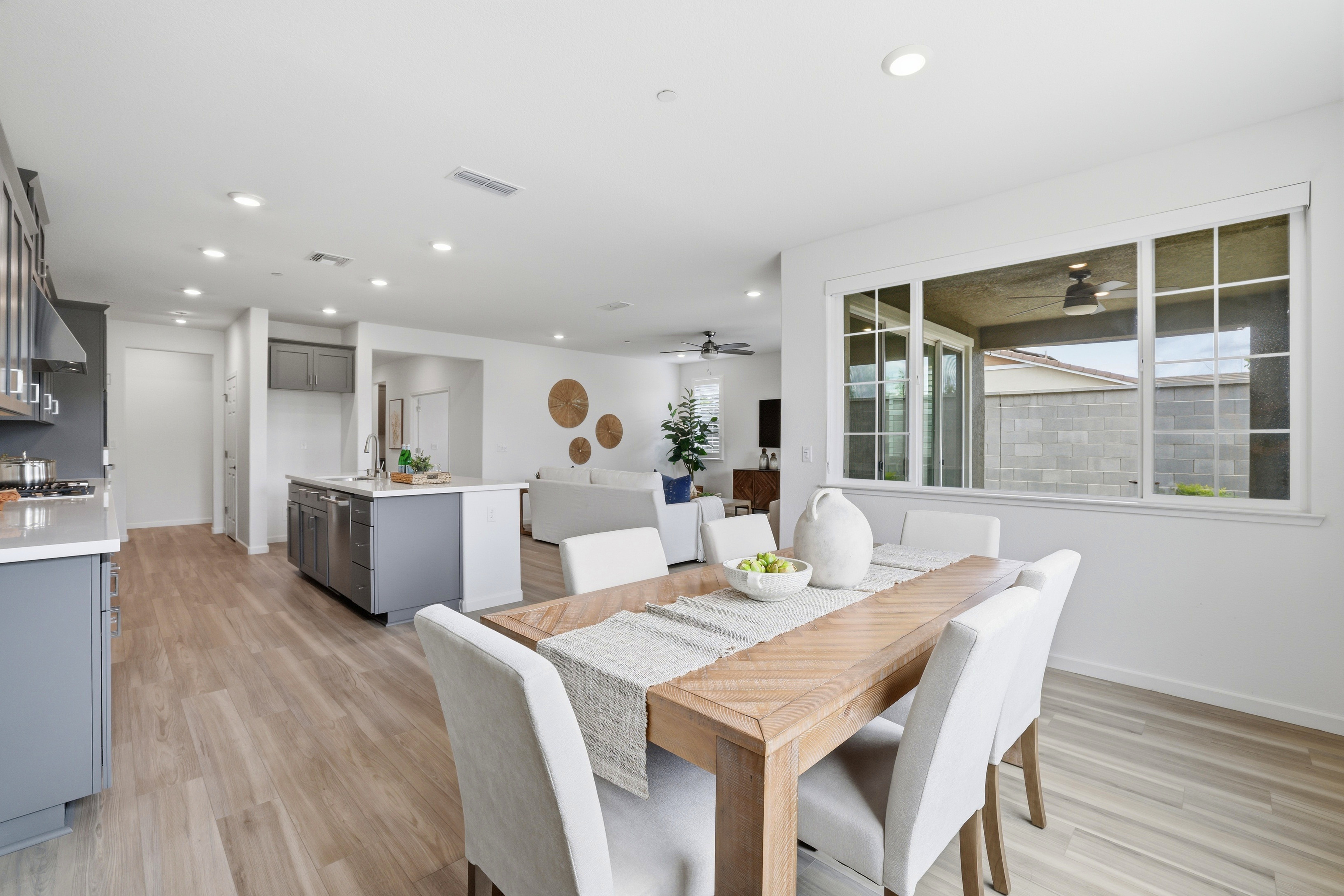 979 Carson River Drive, Lincoln, CA 95648 - 物件實景