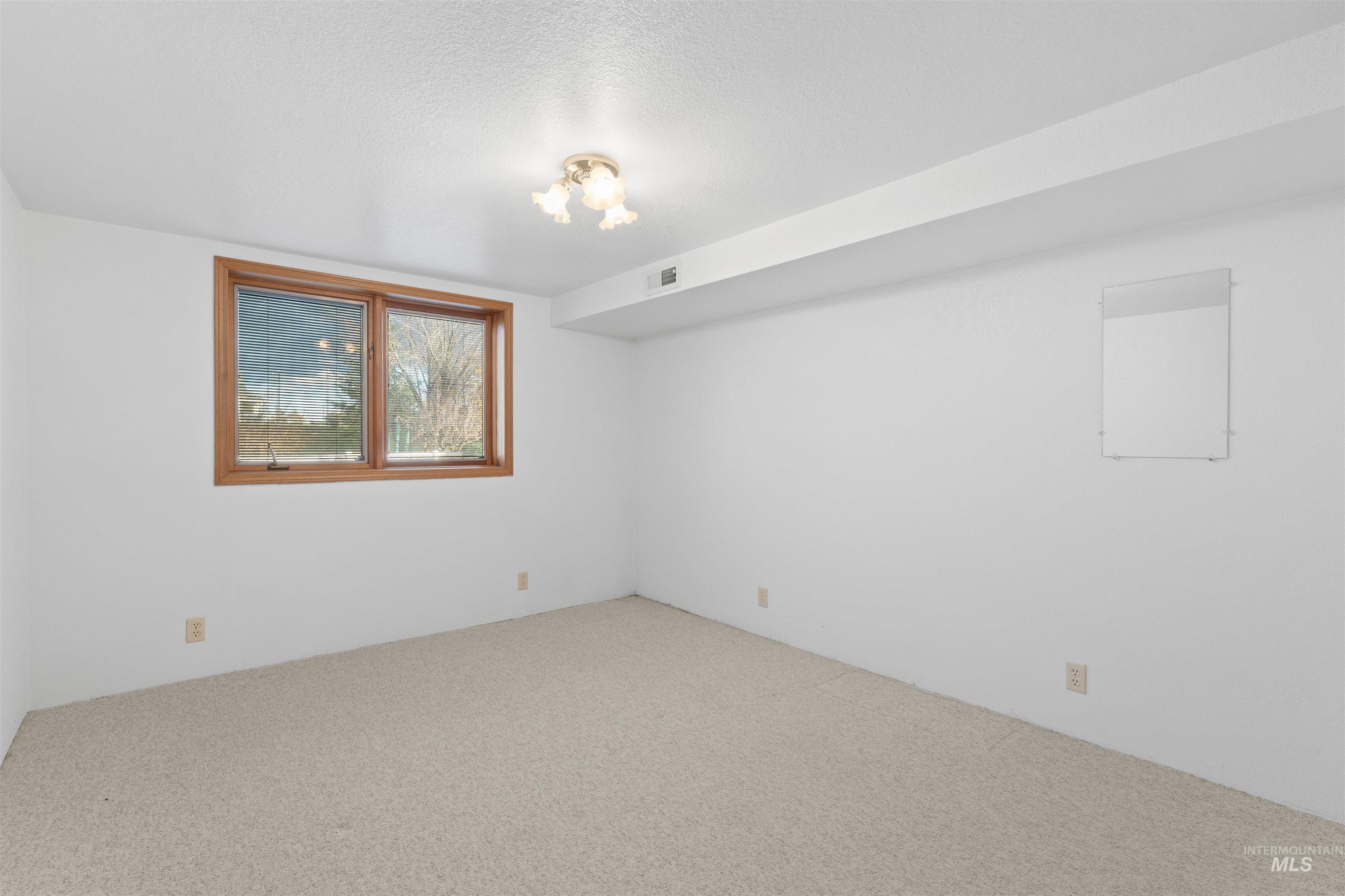 805 Broadway Street, Colton, Washington, 99113, United States, 3 Bedrooms Bedrooms, ,Residential,For Sale,805 Broadway Street,1653111
