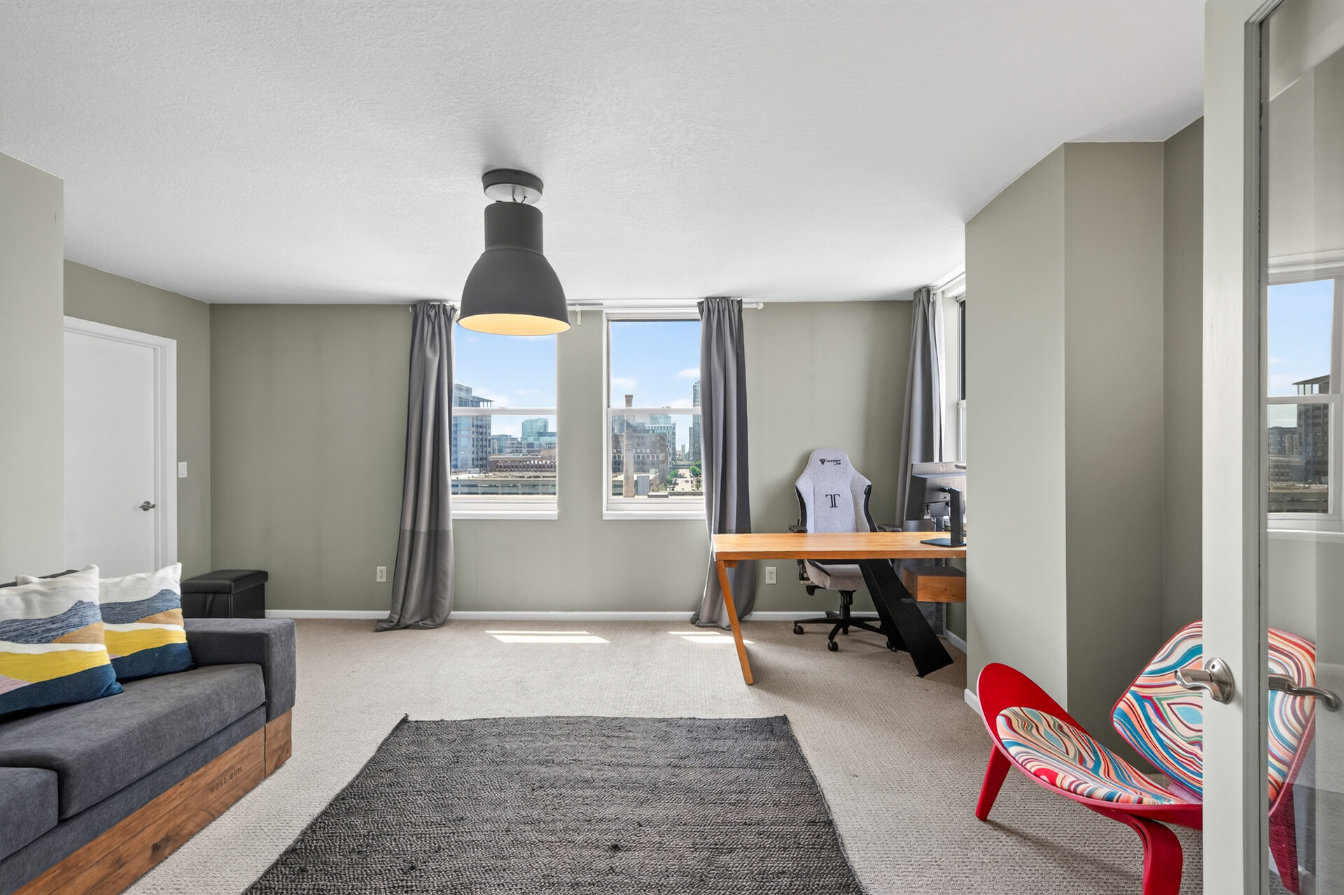  RiverWest Condo with Iconic City Views - 物件實景