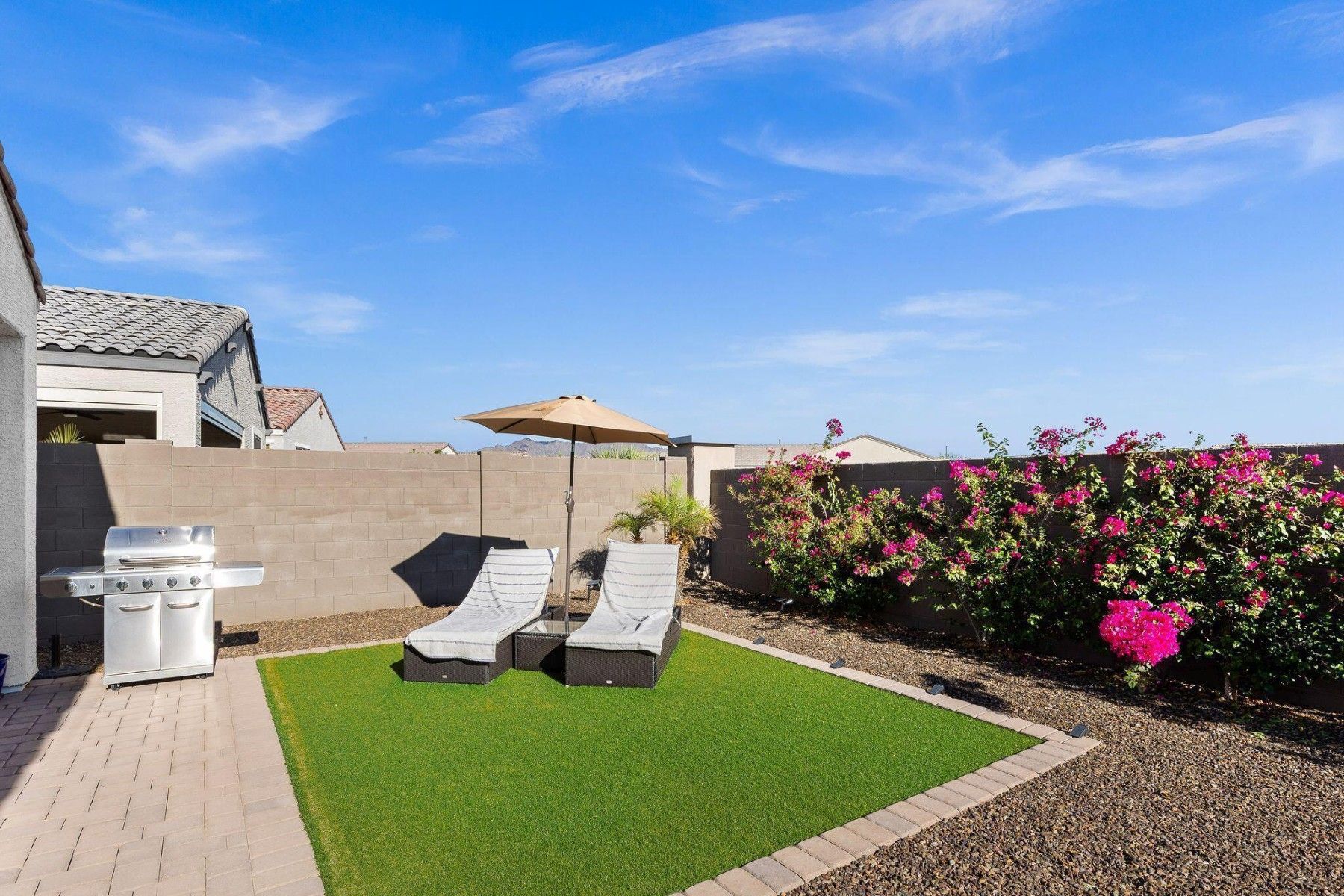  18039 W Amber Ridge Way  Goodyear, AZ - 物件實景
