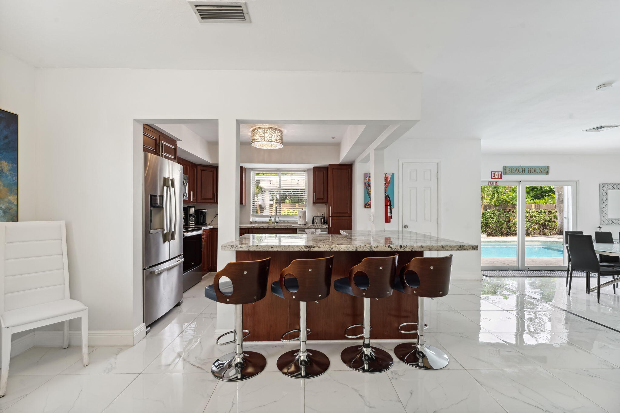 Hollywood, Florida, 33019, United States, 4 Bedrooms Bedrooms, ,3 BathroomsBathrooms,Residential,For Sale,1934699