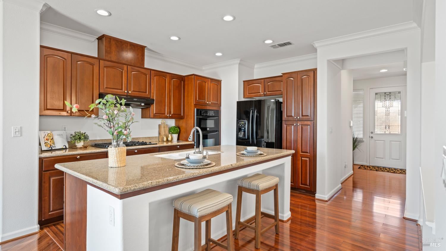 Vacaville, California, 95687, United States, 2 Bedrooms Bedrooms, ,2 BathroomsBathrooms,Residential,For Sale,1911882