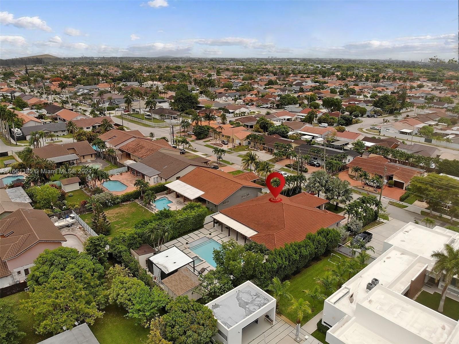 Miami, Florida, 33175, United States, 5 Bedrooms Bedrooms, ,4 BathroomsBathrooms,Residential,For Sale,1978992