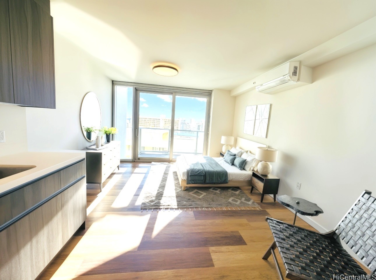 Honolulu, Hawaii, 96814, United States, ,1 BathroomBathrooms,Residential,For Sale,1956760