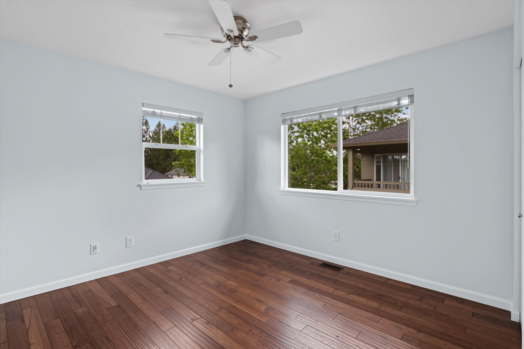  27220 NE 150th St, Duvall, WA 98019 - 物件實景