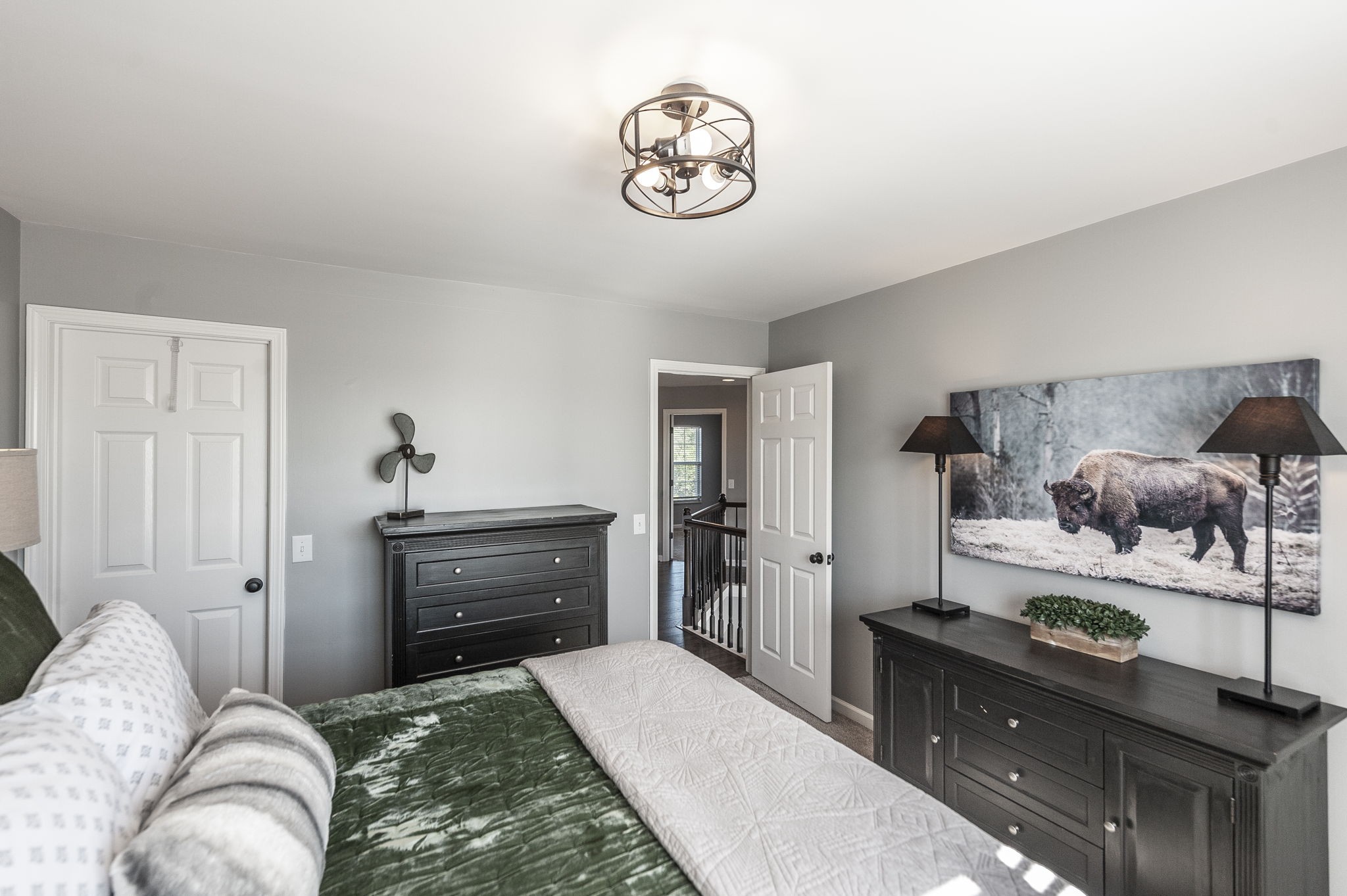 Goodlettsville, Tennessee, 37072, United States, 5 Bedrooms Bedrooms, ,4 BathroomsBathrooms,Residential,For Sale,1974837