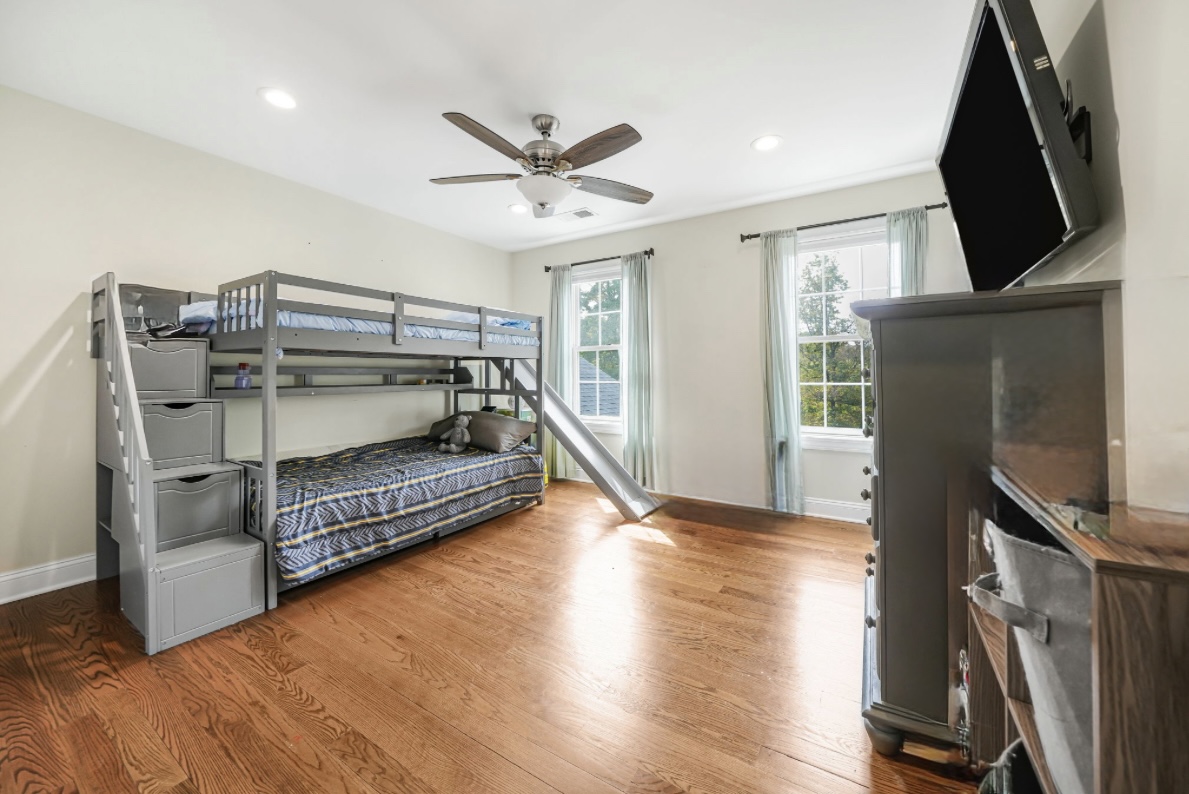 Montville, New Jersey, 07045, United States, 4 Bedrooms Bedrooms, ,4 BathroomsBathrooms,Residential,For Sale,1974923