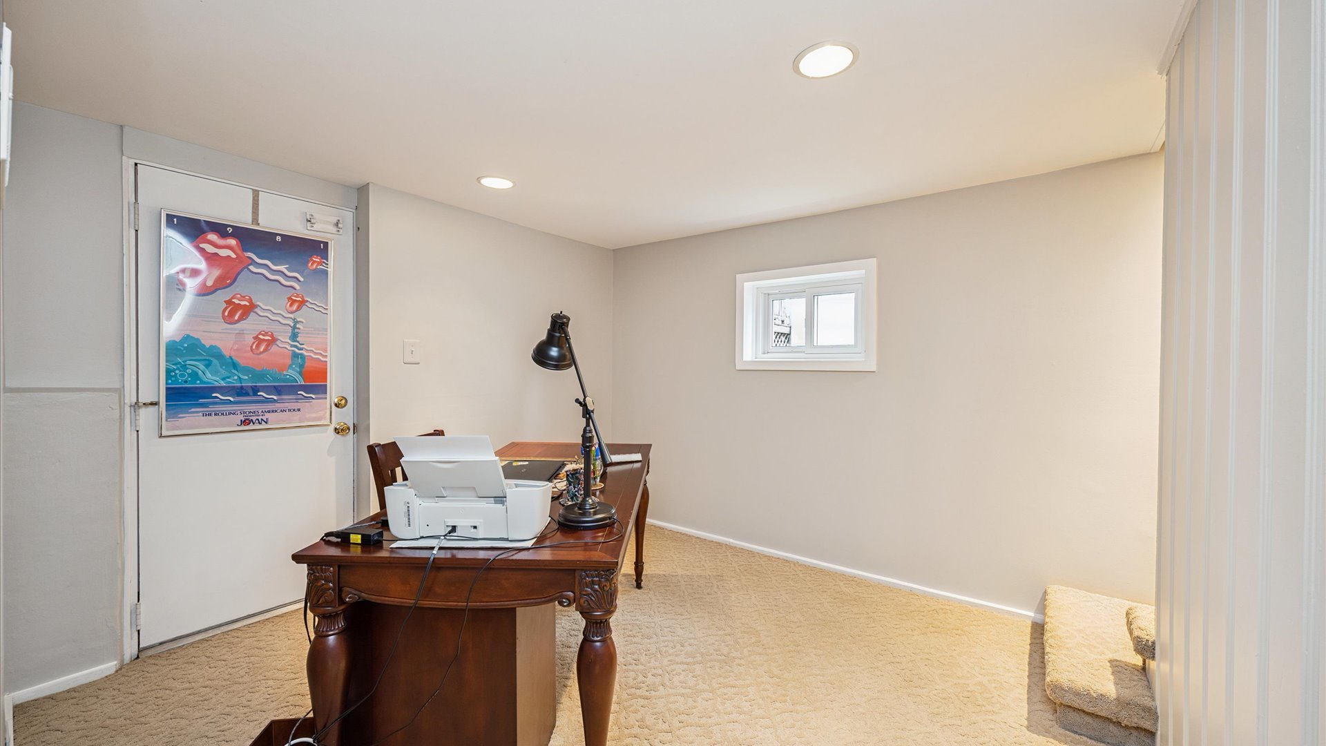 La Grange, Illinois, 60525, United States, 3 Bedrooms Bedrooms, ,3 BathroomsBathrooms,Residential,For Sale,1991059