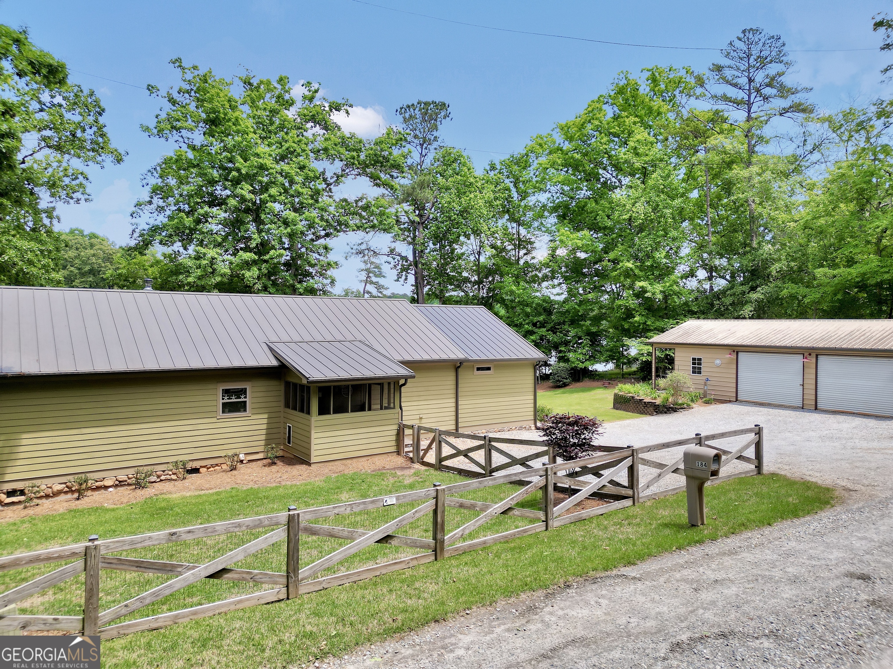 Jackson, Georgia, 30233, United States, 4 Bedrooms Bedrooms, ,2 BathroomsBathrooms,Residential,For Sale,1942130
