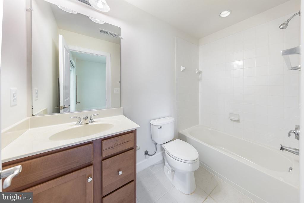 Haymarket, Virginia, 20169, United States, 3 Bedrooms Bedrooms, ,4 BathroomsBathrooms,Residential,For Sale,1904244