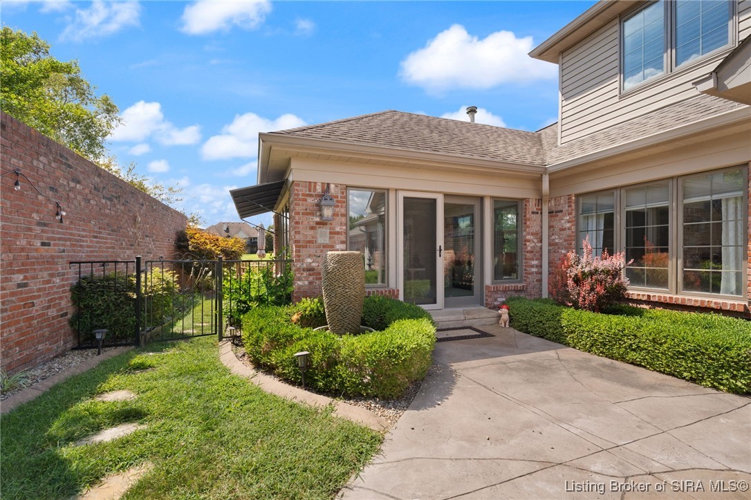 Sellersburg, Indiana, 47172, United States, 4 Bedrooms Bedrooms, ,4 BathroomsBathrooms,Residential,For Sale,1932850