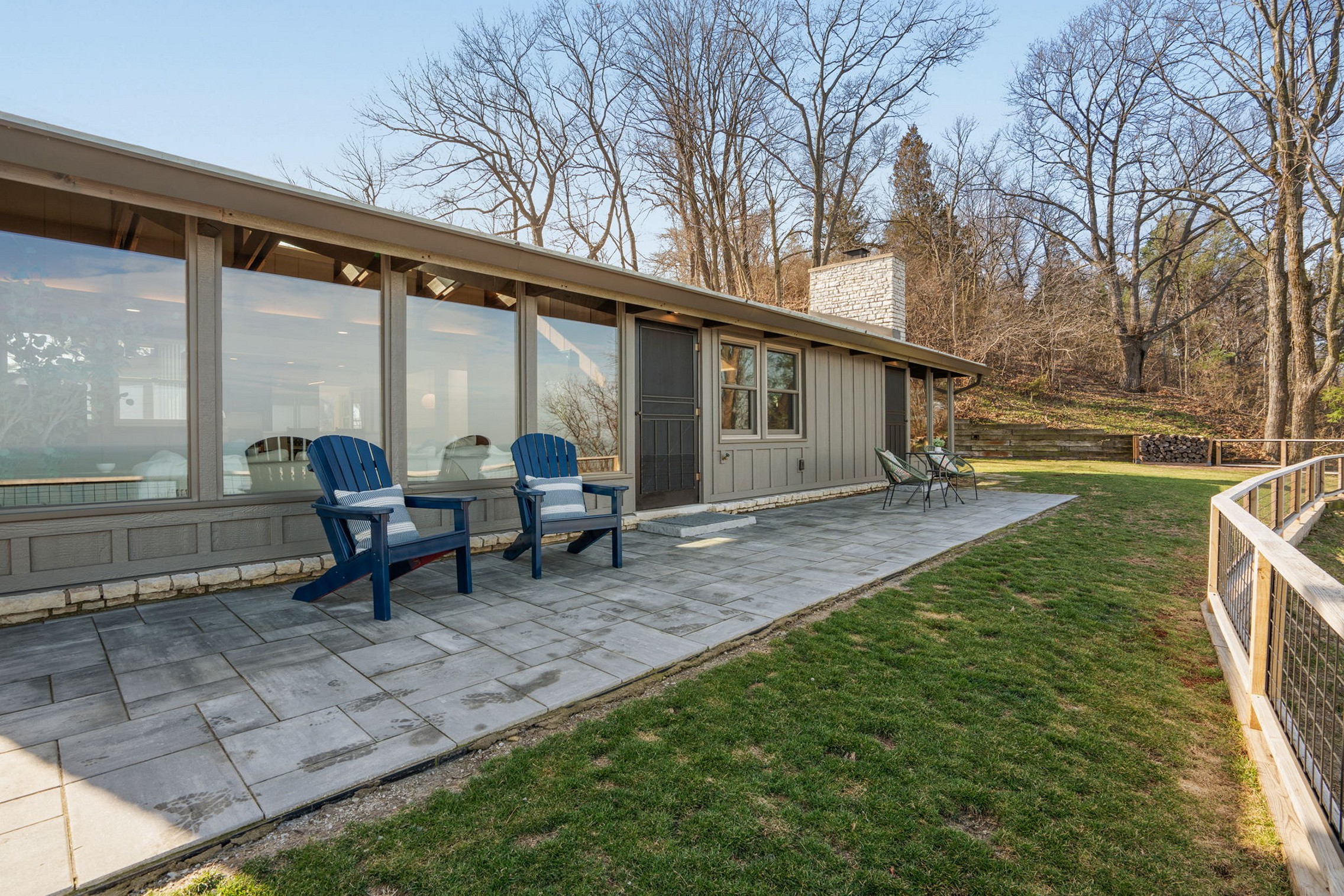  Transformed Ranch on Lake Michigan Shoreline - 物件實景