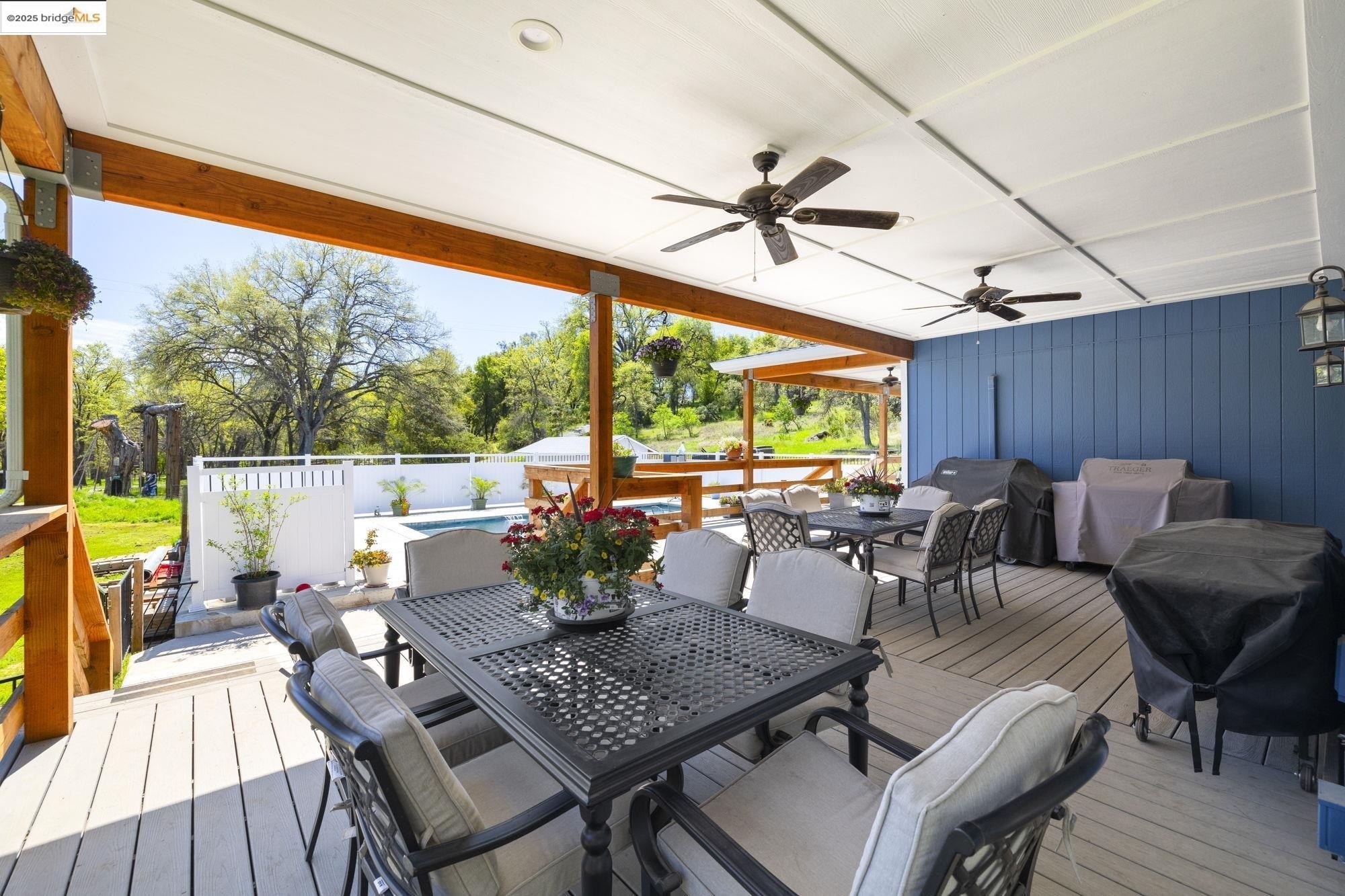 Sonora, California, 95370, United States, 4 Bedrooms Bedrooms, ,2 BathroomsBathrooms,Residential,For Sale,1980080