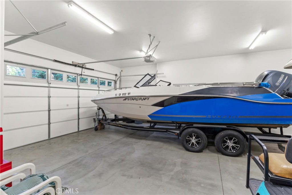 Lake Arrowhead, California, 92352, United States, 4 Bedrooms Bedrooms, ,2 BathroomsBathrooms,Residential,For Sale,2003409