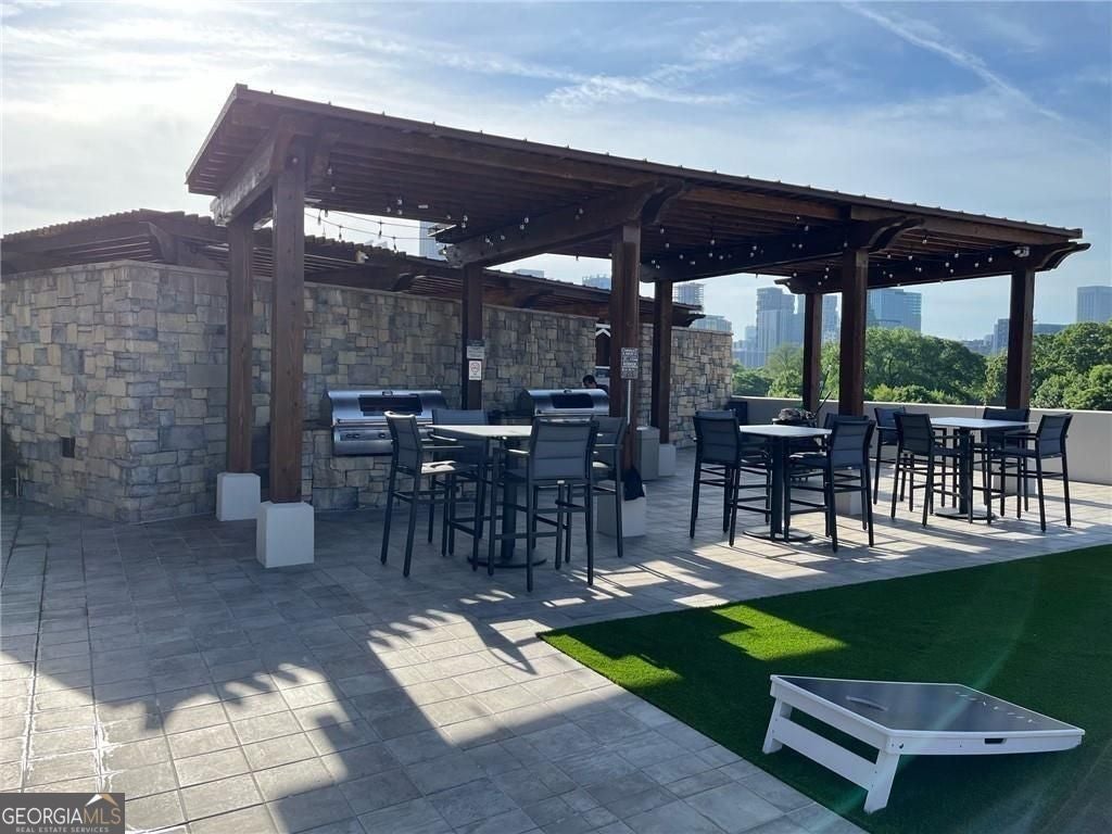 Atlanta, Georgia, 30363, United States, 3 Bedrooms Bedrooms, ,3 BathroomsBathrooms,Residential,For Sale,2035500