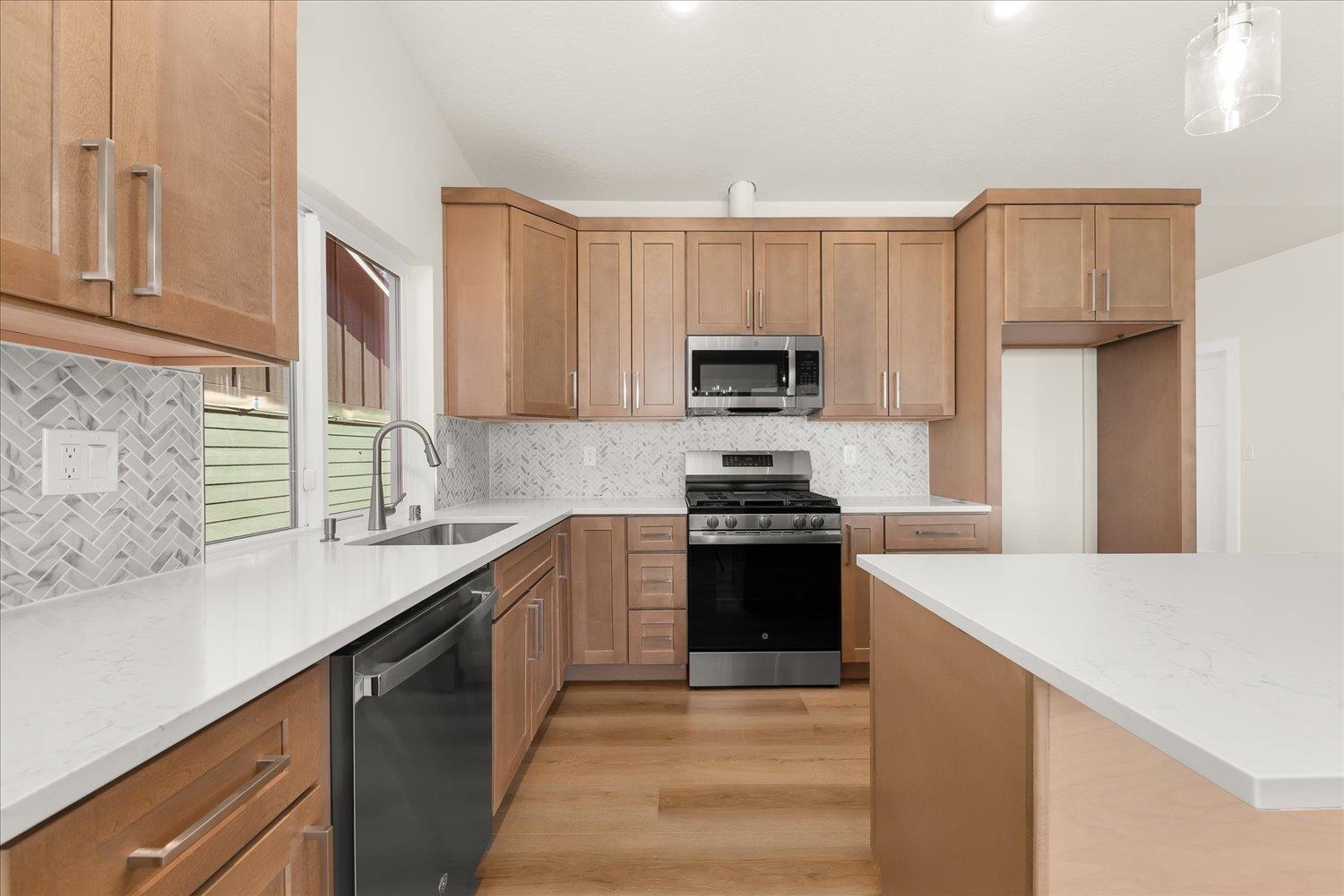 Spokane, Washington, 99208, United States, 4 Bedrooms Bedrooms, ,3 BathroomsBathrooms,Residential,For Sale,1826785