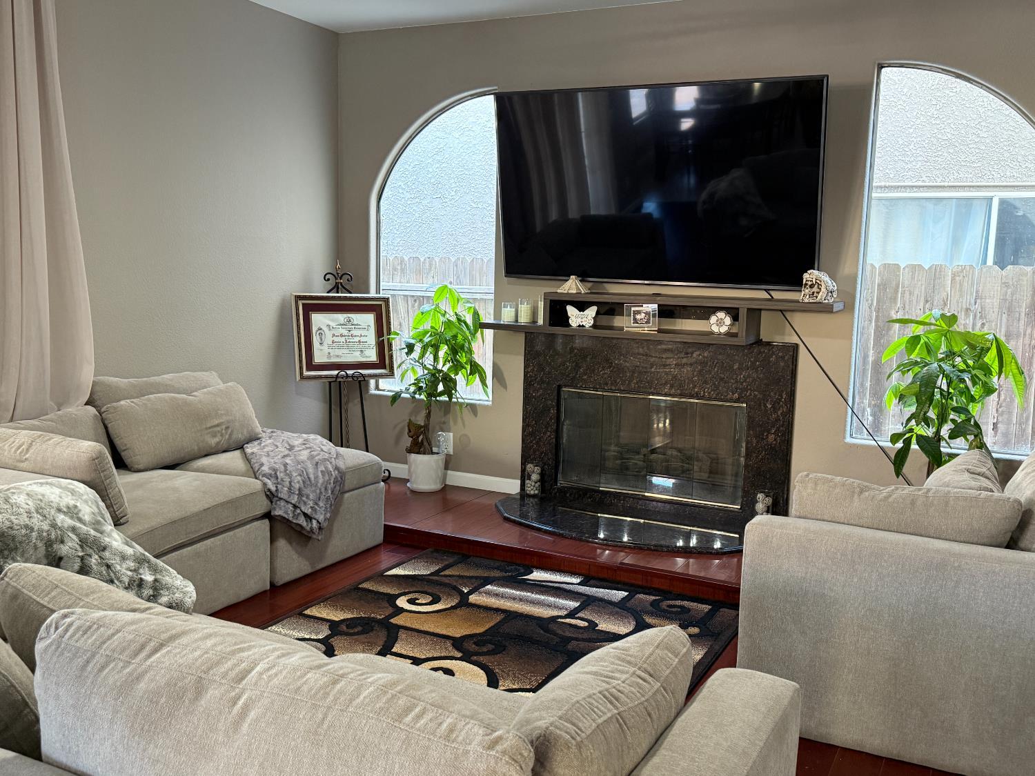 Los Banos, California, 93635, United States, 4 Bedrooms Bedrooms, ,3 BathroomsBathrooms,Residential,For Sale,1921420