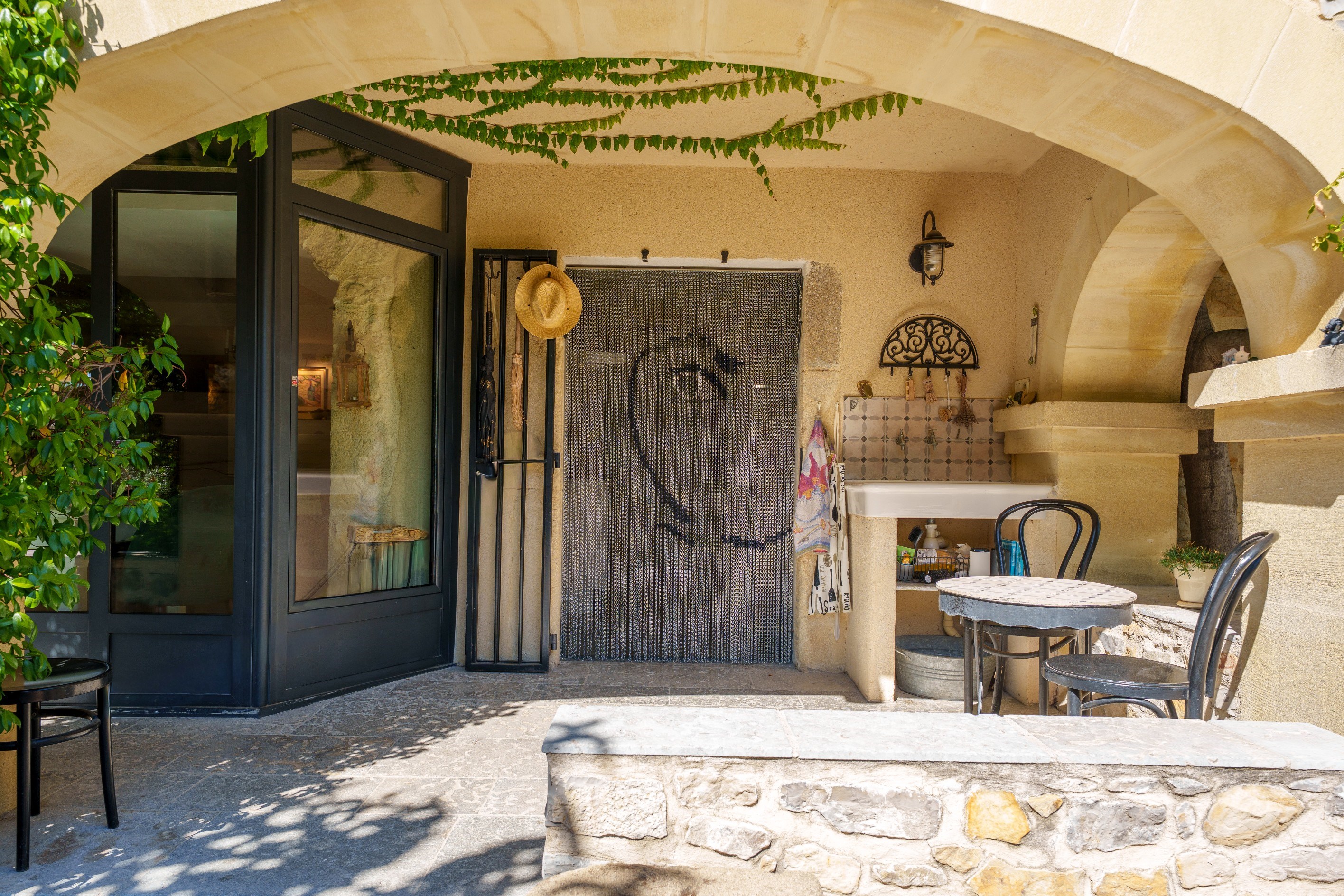  Stunning property with vineyard views in a quiet village, 45 min from Montpelli… - 物件實景