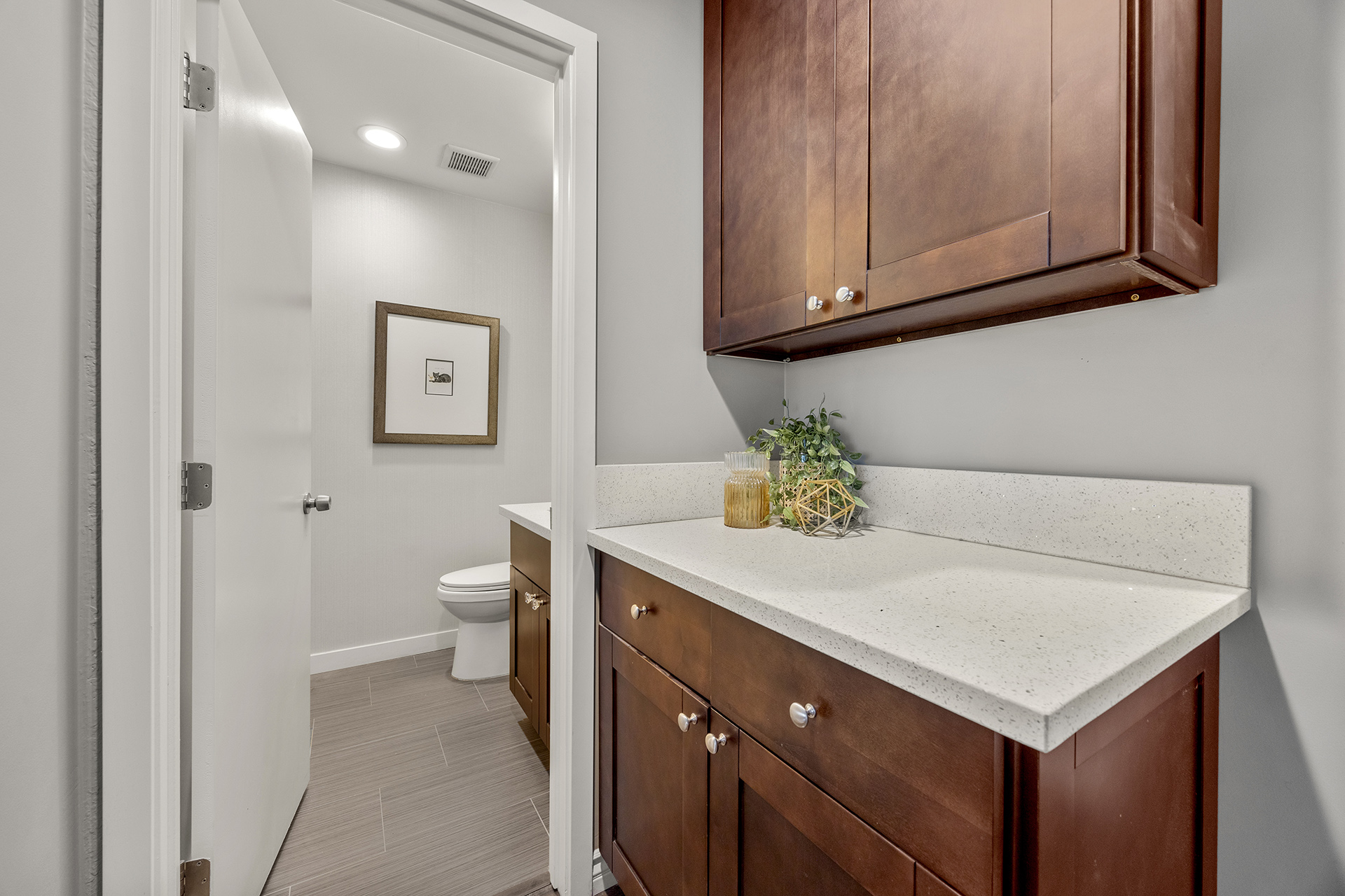 Anaheim, California, 92801, United States, 3 Bedrooms Bedrooms, ,3 BathroomsBathrooms,Residential,For Sale,1878361
