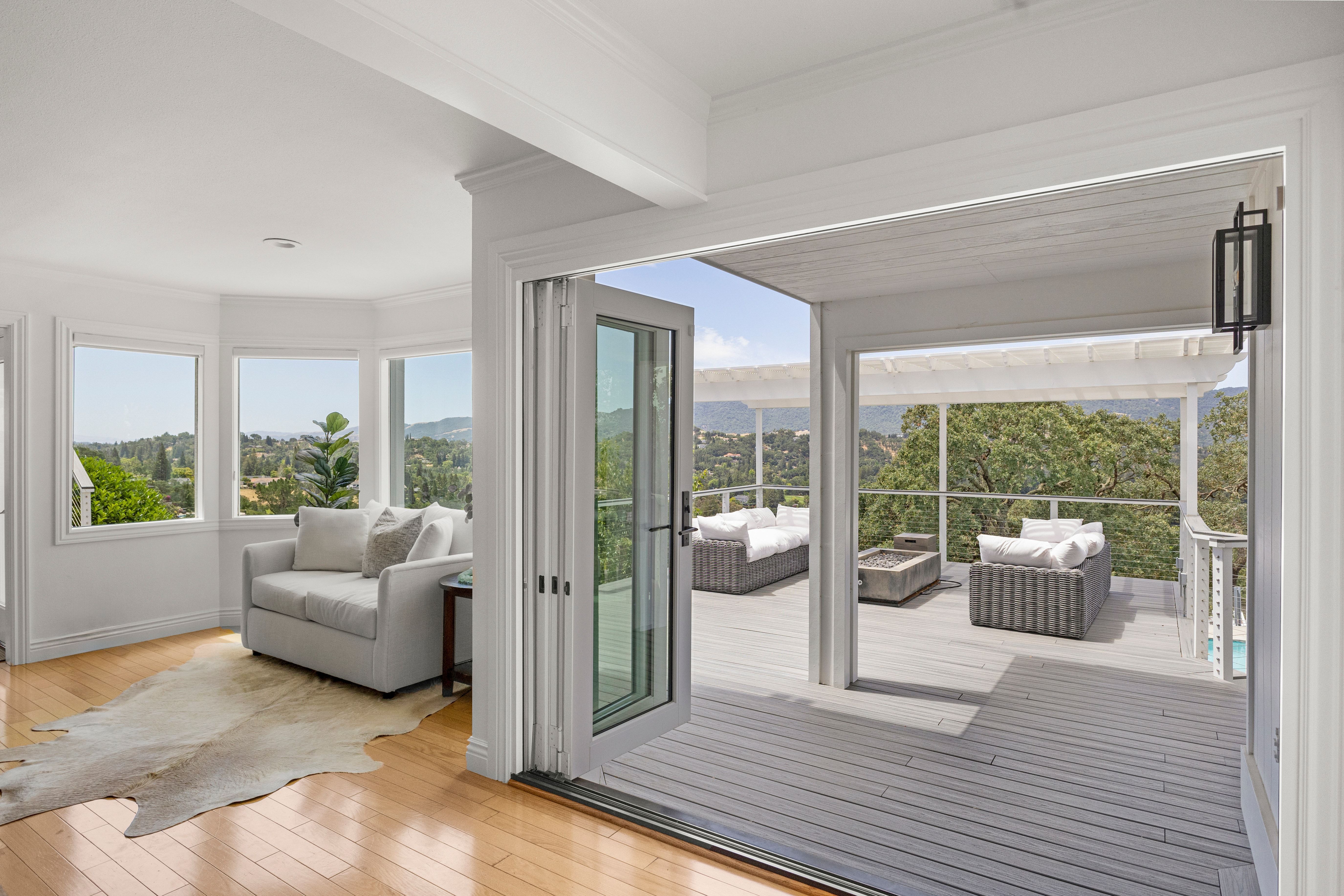  Sweeping Fairway Views Meet Rare Outdoor Living - 物件實景