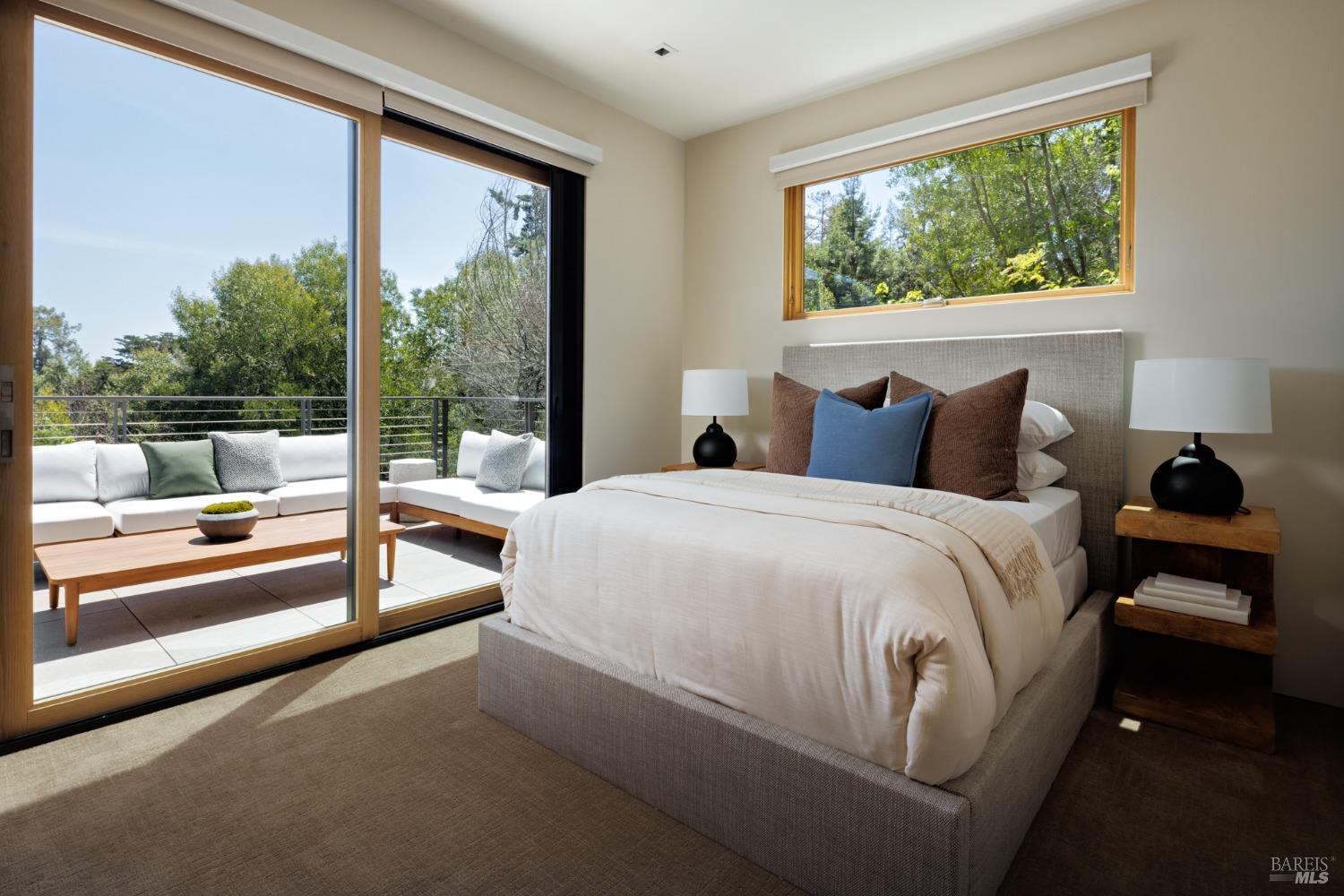 Mill Valley, California, 94941, United States, 5 Bedrooms Bedrooms, ,6 BathroomsBathrooms,Residential,For Sale,1913186