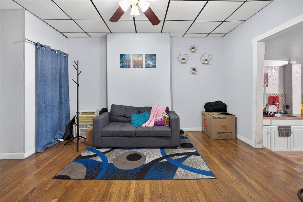 Boston, Massachusetts, 02128, United States, 8 Bedrooms Bedrooms, ,2 BathroomsBathrooms,Residential,For Sale,2040456