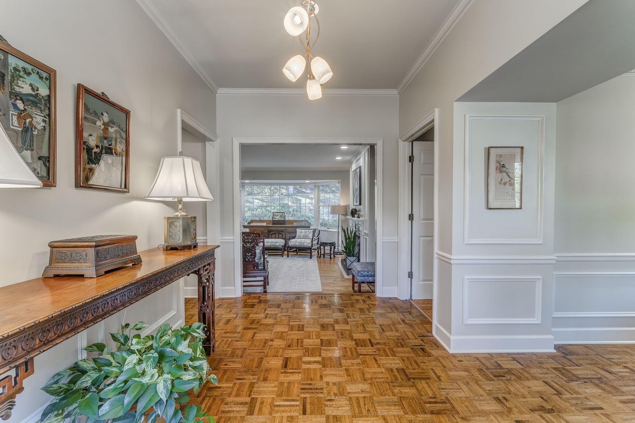 Dalton, Georgia, 30720, United States, 4 Bedrooms Bedrooms, ,4 BathroomsBathrooms,Residential,For Sale,1998245