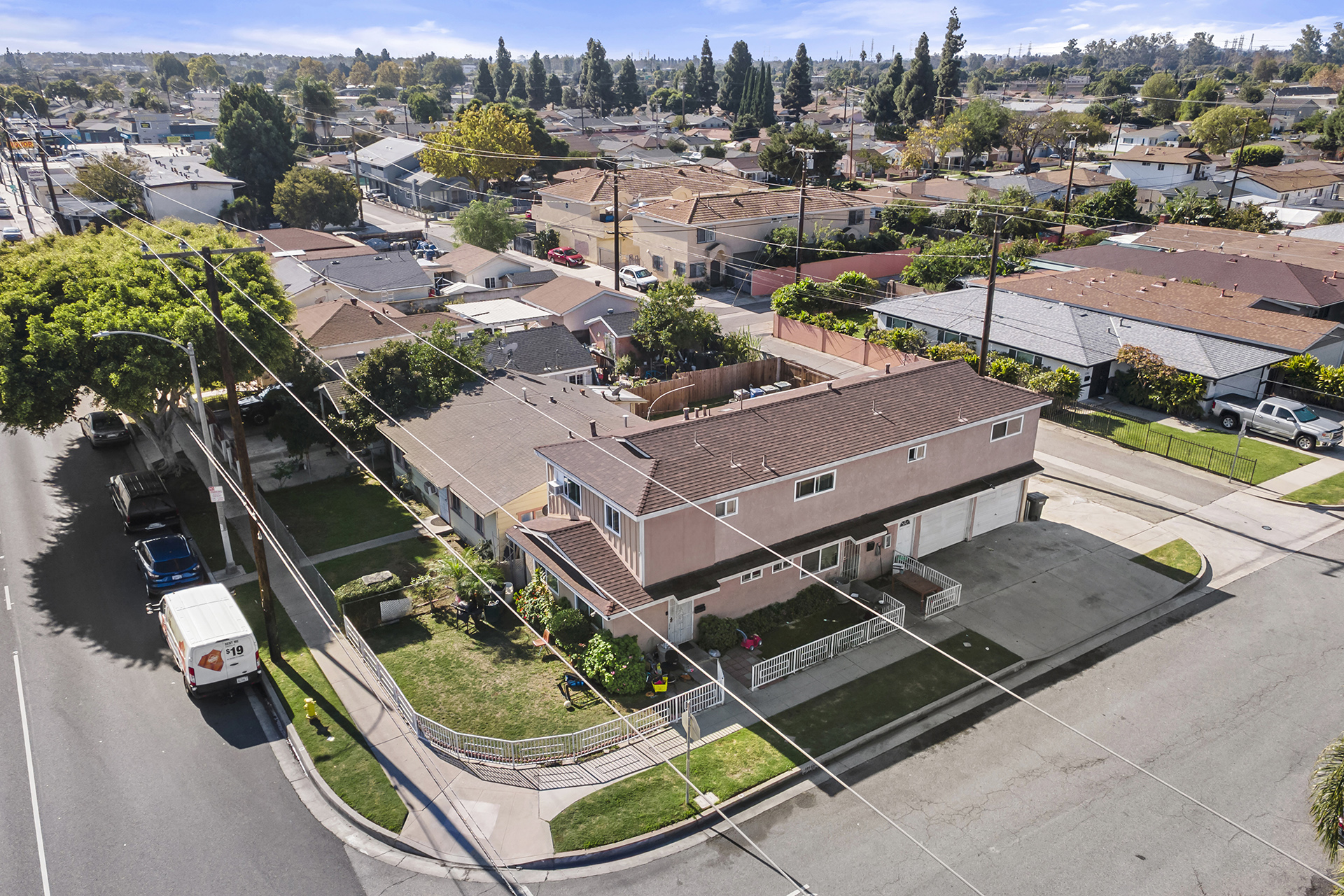 Lakewood, California, 90715, United States, 6 Bedrooms Bedrooms, ,4 BathroomsBathrooms,Residential,For Sale,1998670