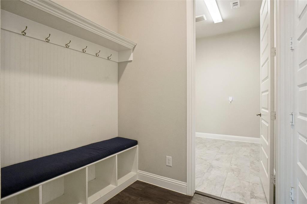 Irving, Texas, 75038, United States, 4 Bedrooms Bedrooms, ,4 BathroomsBathrooms,Residential,For Sale,1980038