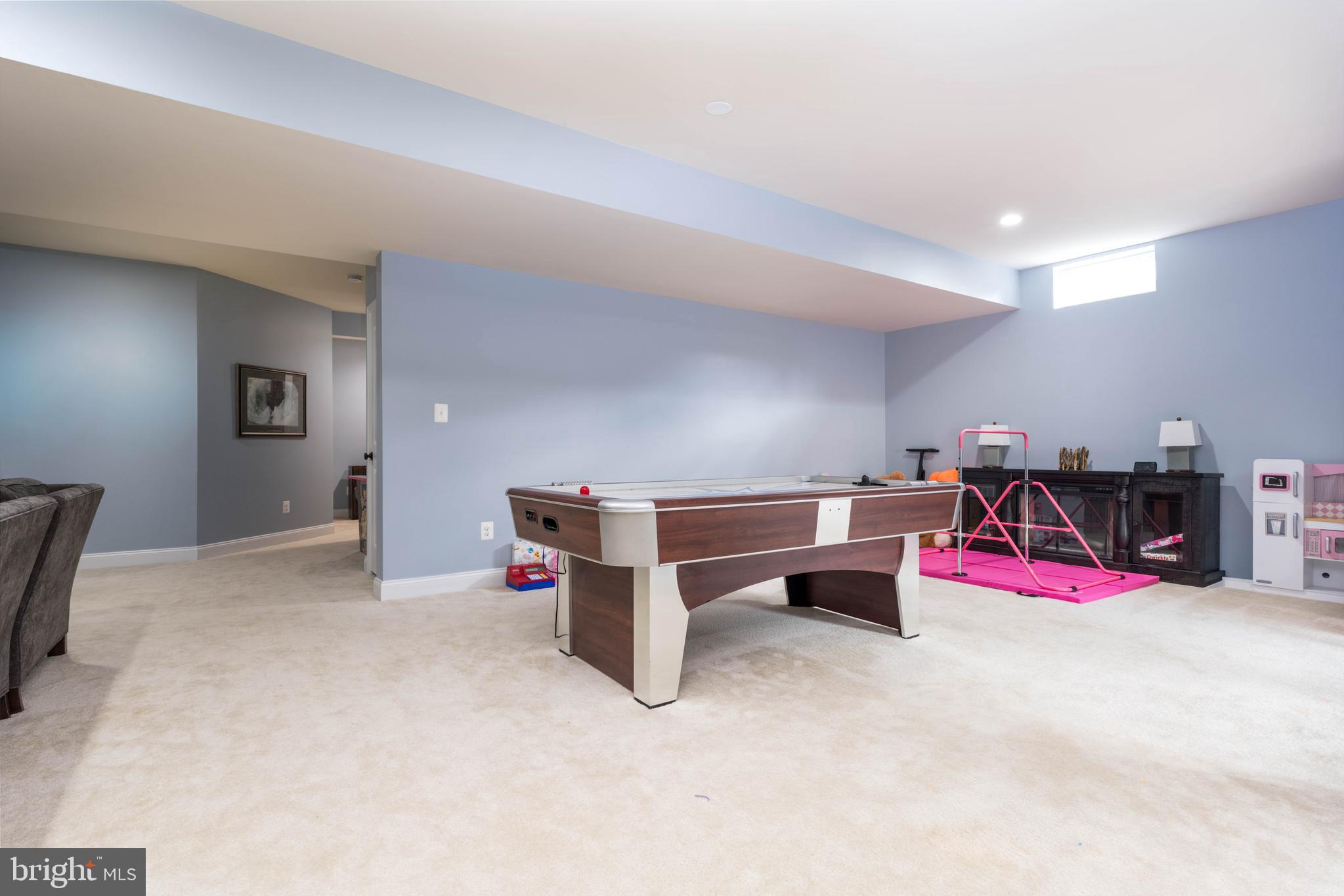 Haymarket, Virginia, 20169, United States, 4 Bedrooms Bedrooms, ,5 BathroomsBathrooms,Residential,For Sale,2048396