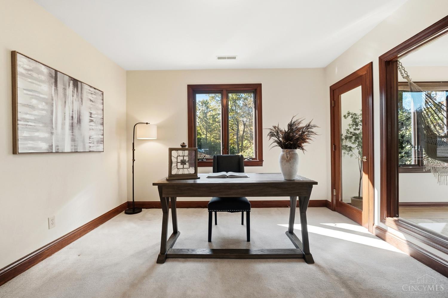 Anderson Twp, Ohio, 45230, United States, 5 Bedrooms Bedrooms, ,6 BathroomsBathrooms,Residential,For Sale,1988245