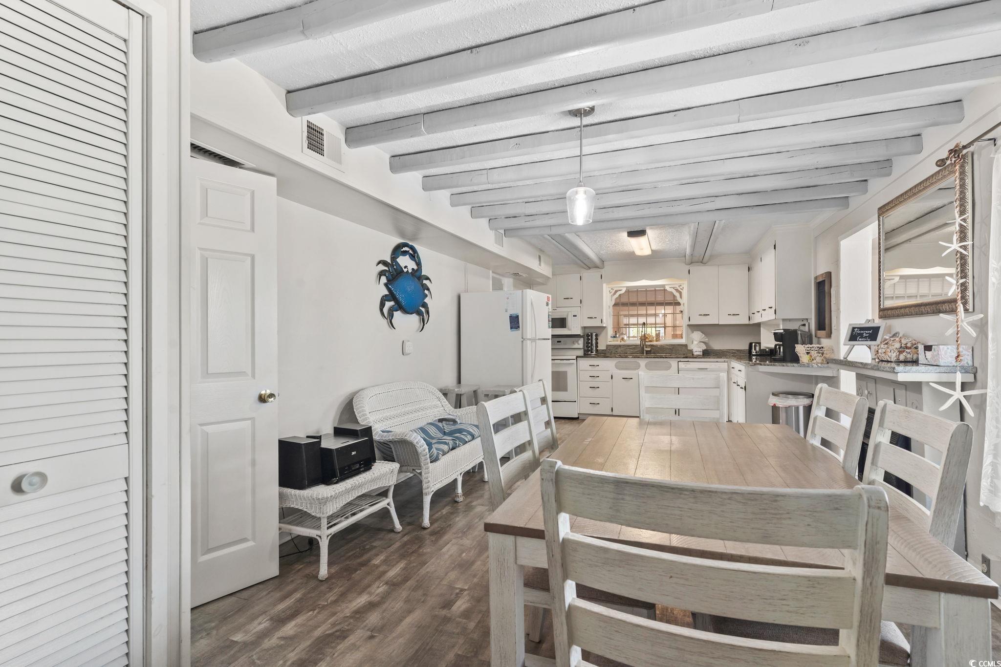 North Myrtle Beach, South Carolina, 29582, United States, 4 Bedrooms Bedrooms, ,2 BathroomsBathrooms,Residential,For Sale,1942869