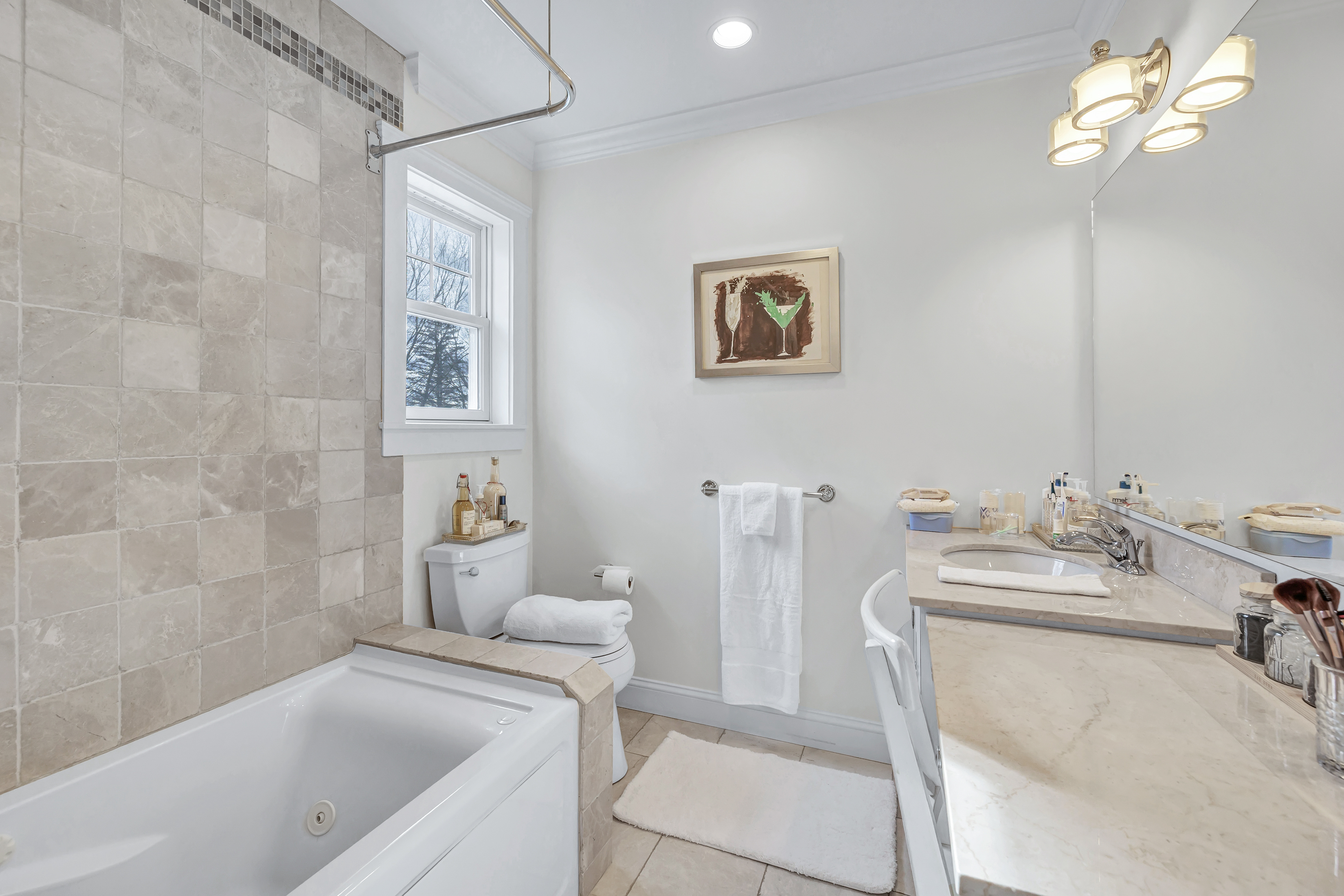 Danbury, Connecticut, 06811, United States, 10 Bedrooms Bedrooms, ,5 BathroomsBathrooms,Residential,For Sale,1992409