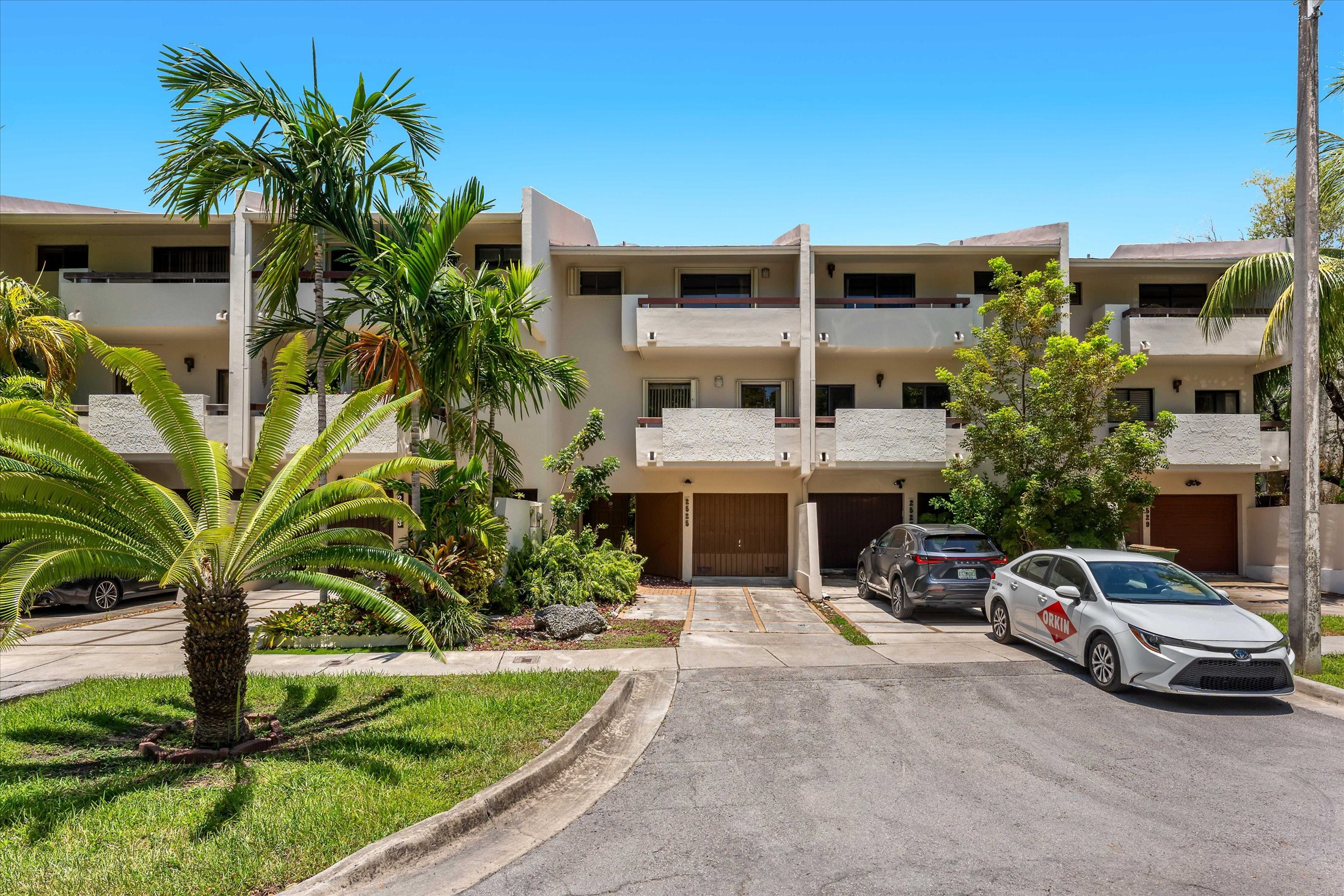  2525 NE 135th St, North Miami, FL, 33181 - 物件實景