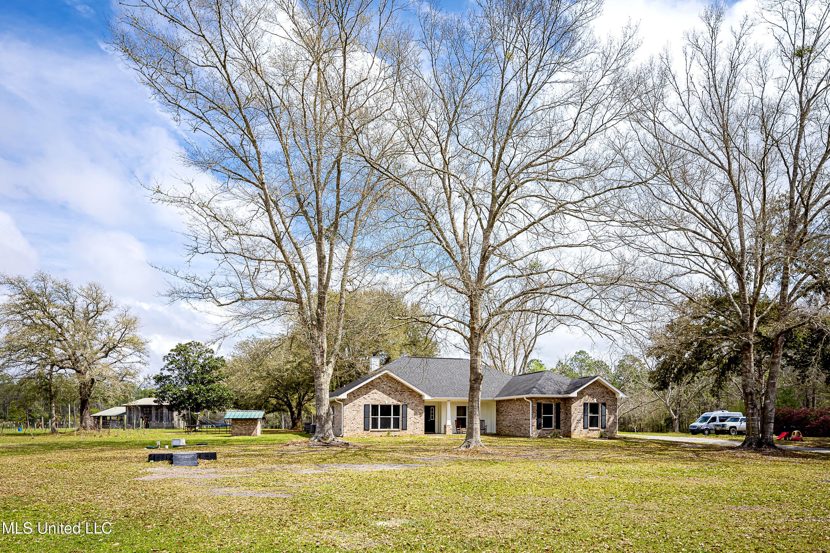 Vancleave, Mississippi, 39565, United States, 4 Bedrooms Bedrooms, ,2 BathroomsBathrooms,Residential,For Sale,1927401