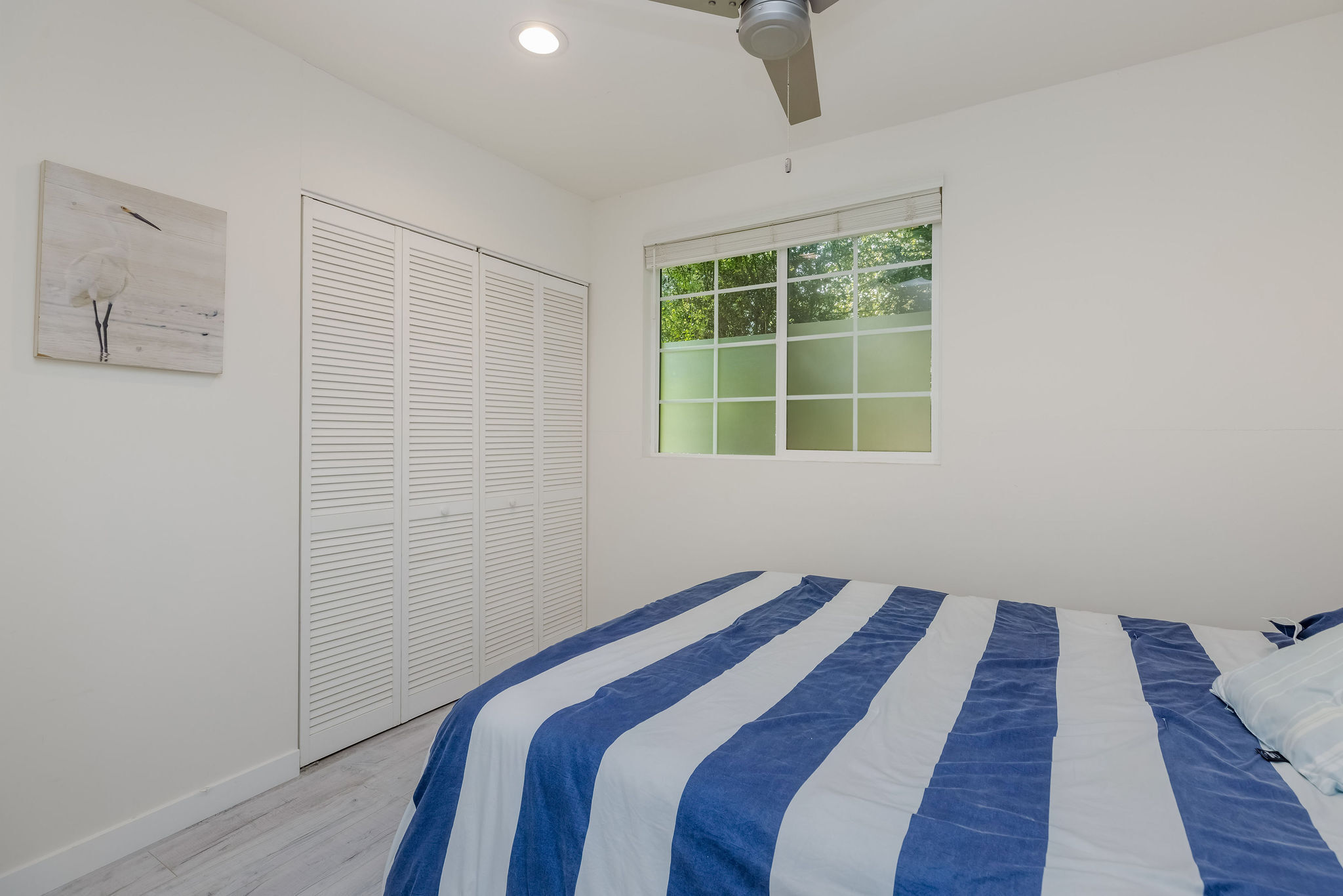  4931 Coolidge Ave - 物件實景