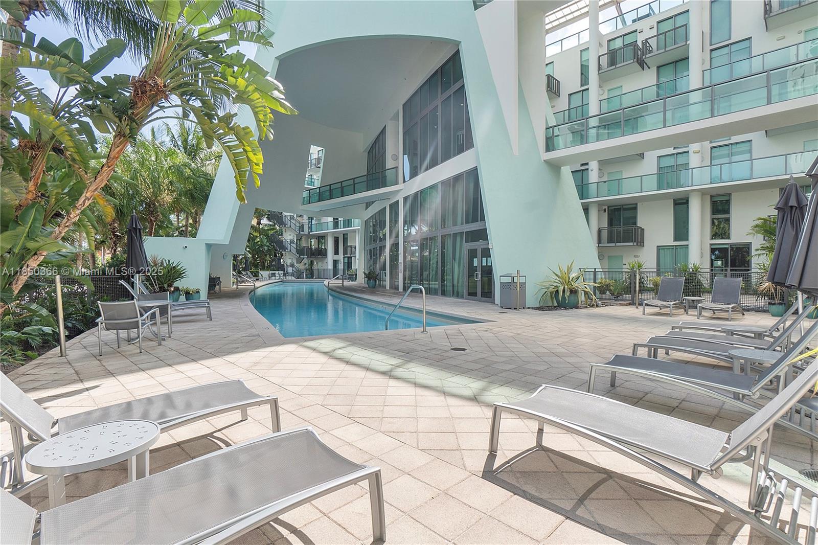 Miami Beach, Florida, 33140, United States, 1 Bedroom Bedrooms, ,1 BathroomBathrooms,Residential,For Sale,1906167