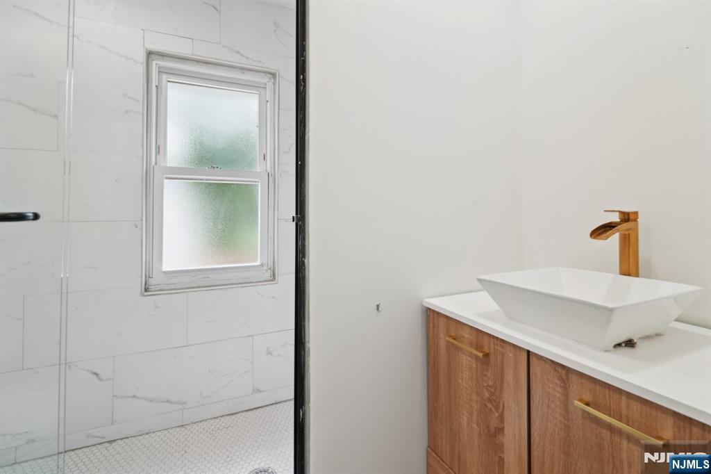 Orange, New Jersey, 07050, United States, 4 Bedrooms Bedrooms, ,5 BathroomsBathrooms,Residential,For Sale,1917747