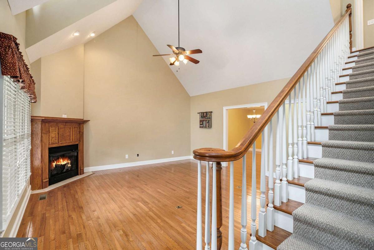 Ellijay, Georgia, 30536, United States, 5 Bedrooms Bedrooms, ,5 BathroomsBathrooms,Residential,For Sale,1859119