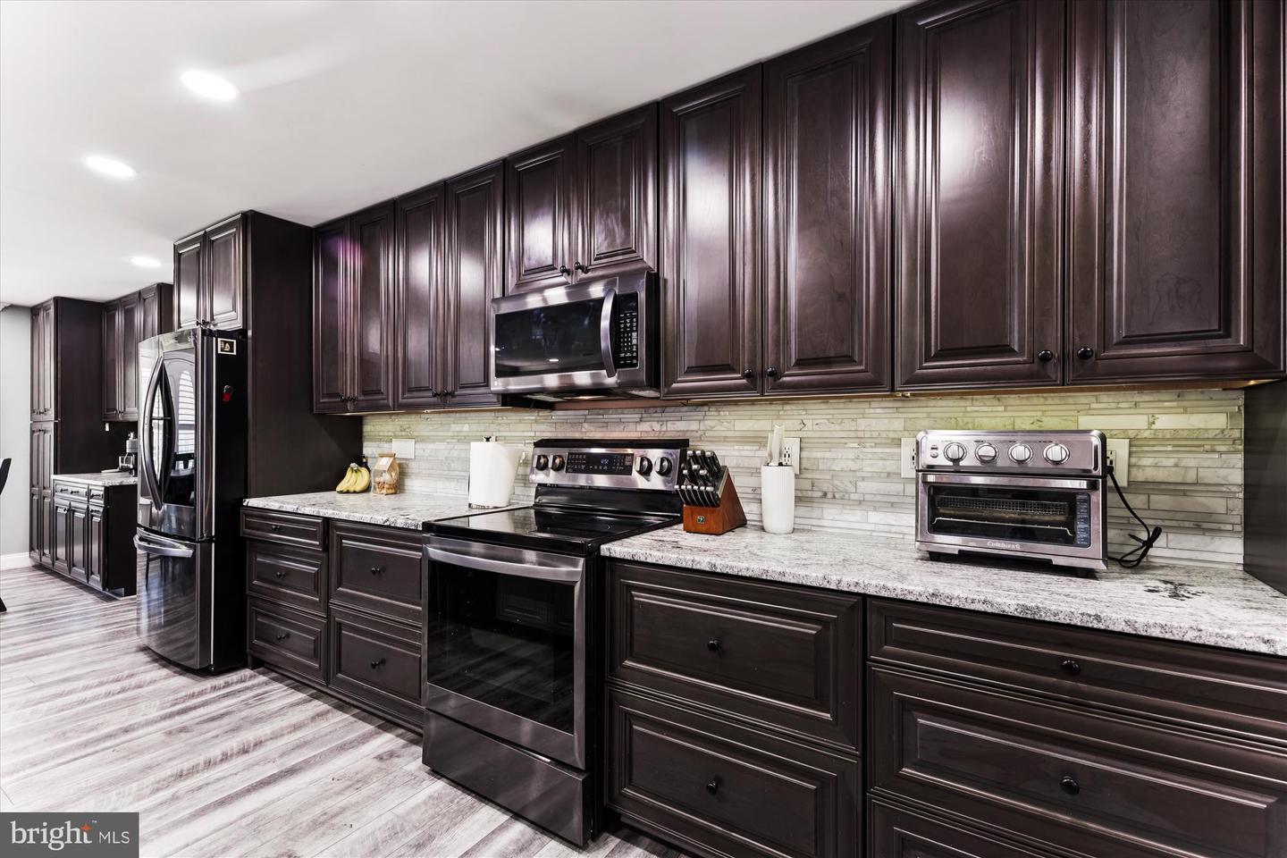 Stevensville, Maryland, 21666, United States, 5 Bedrooms Bedrooms, ,3 BathroomsBathrooms,Residential,For Sale,2003489