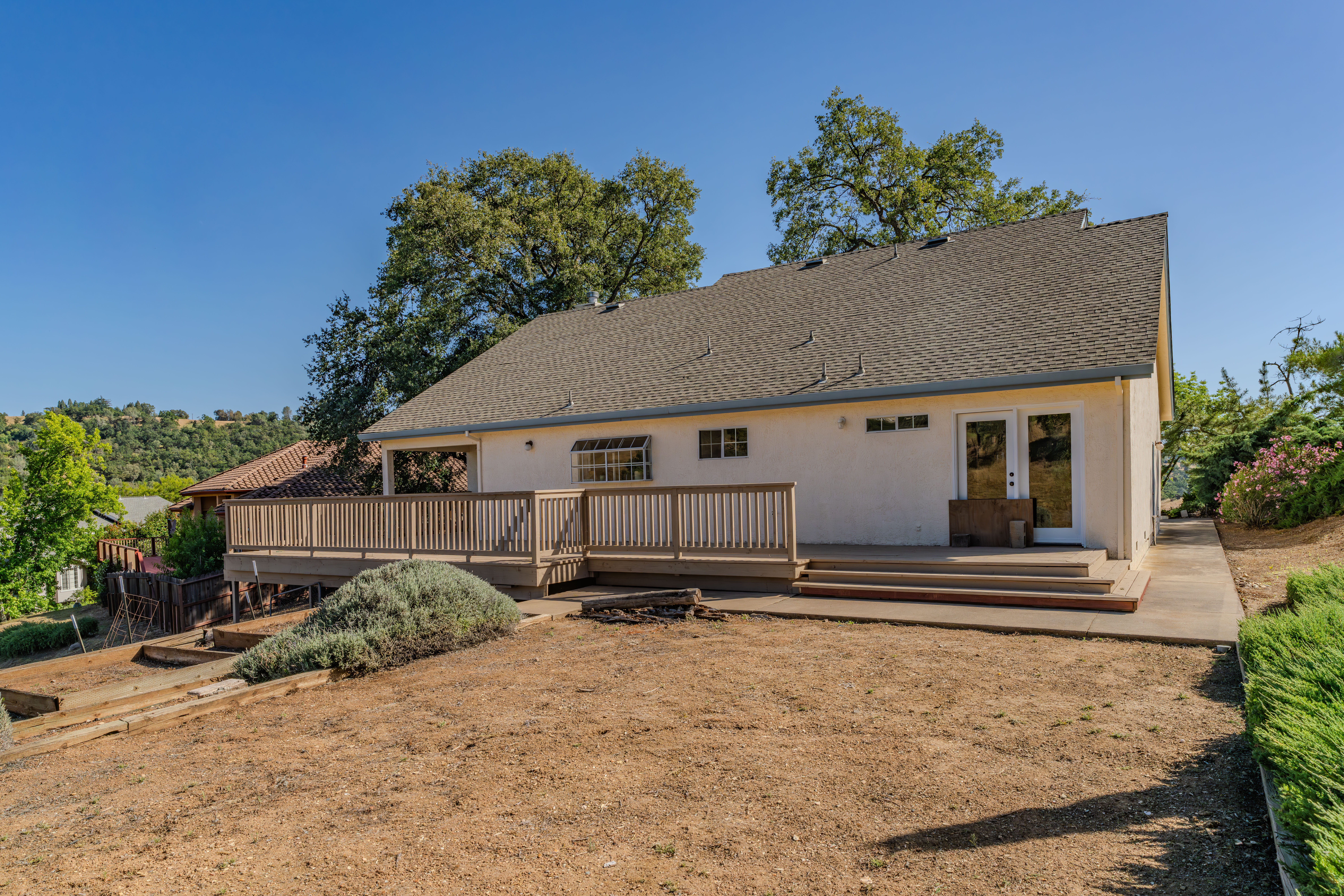  Spacious Sutter Creek Home with Hillside Views and Endless Potential - 物件實景