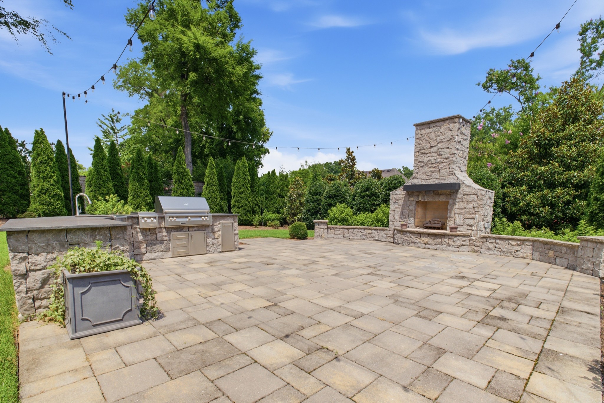  4022 Sneed Rd, Nashville, TN, 37215 - 物件實景