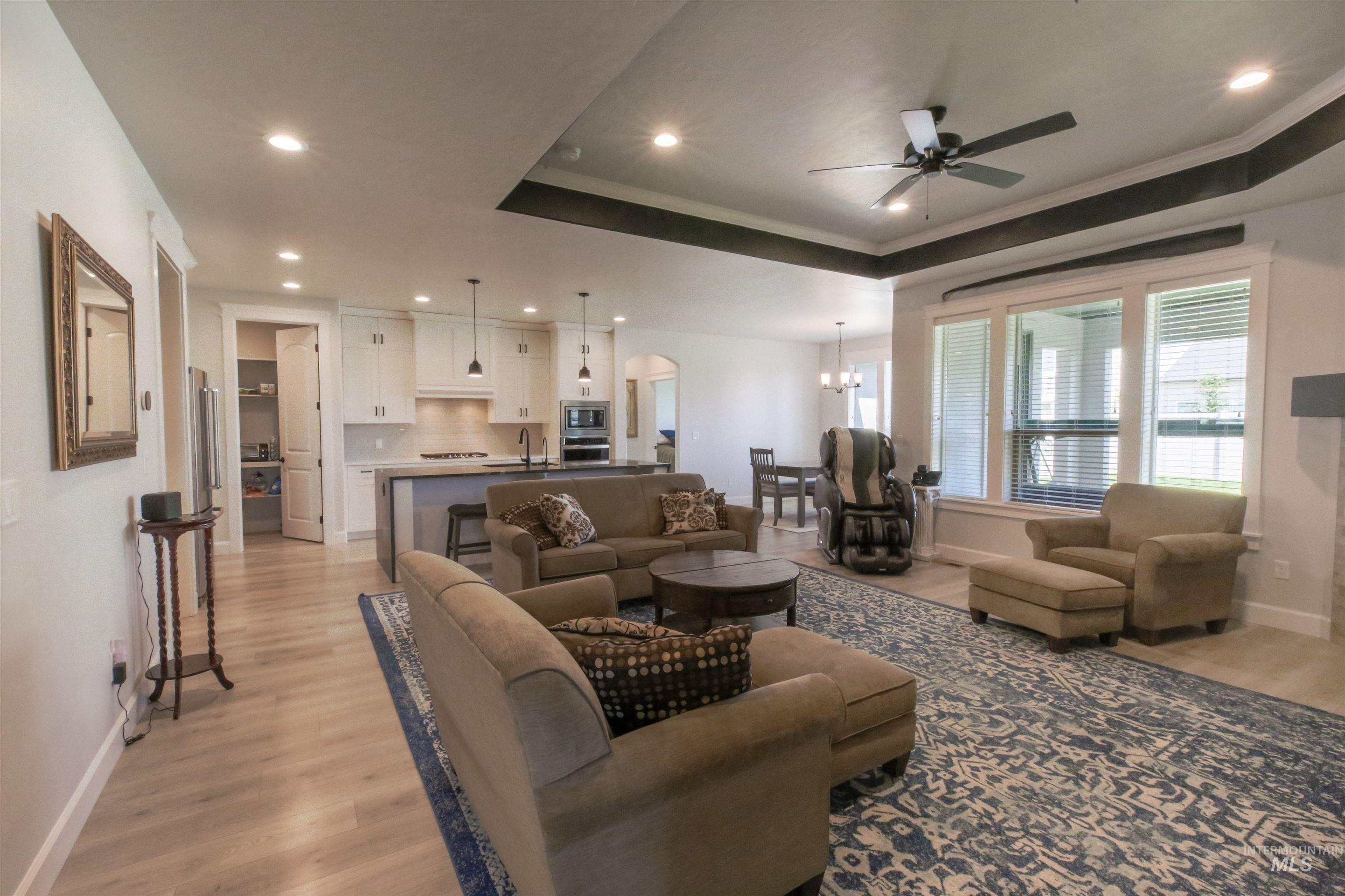 Meridian, Idaho, 83646, United States, 3 Bedrooms Bedrooms, ,2 BathroomsBathrooms,Residential,For Sale,1960582