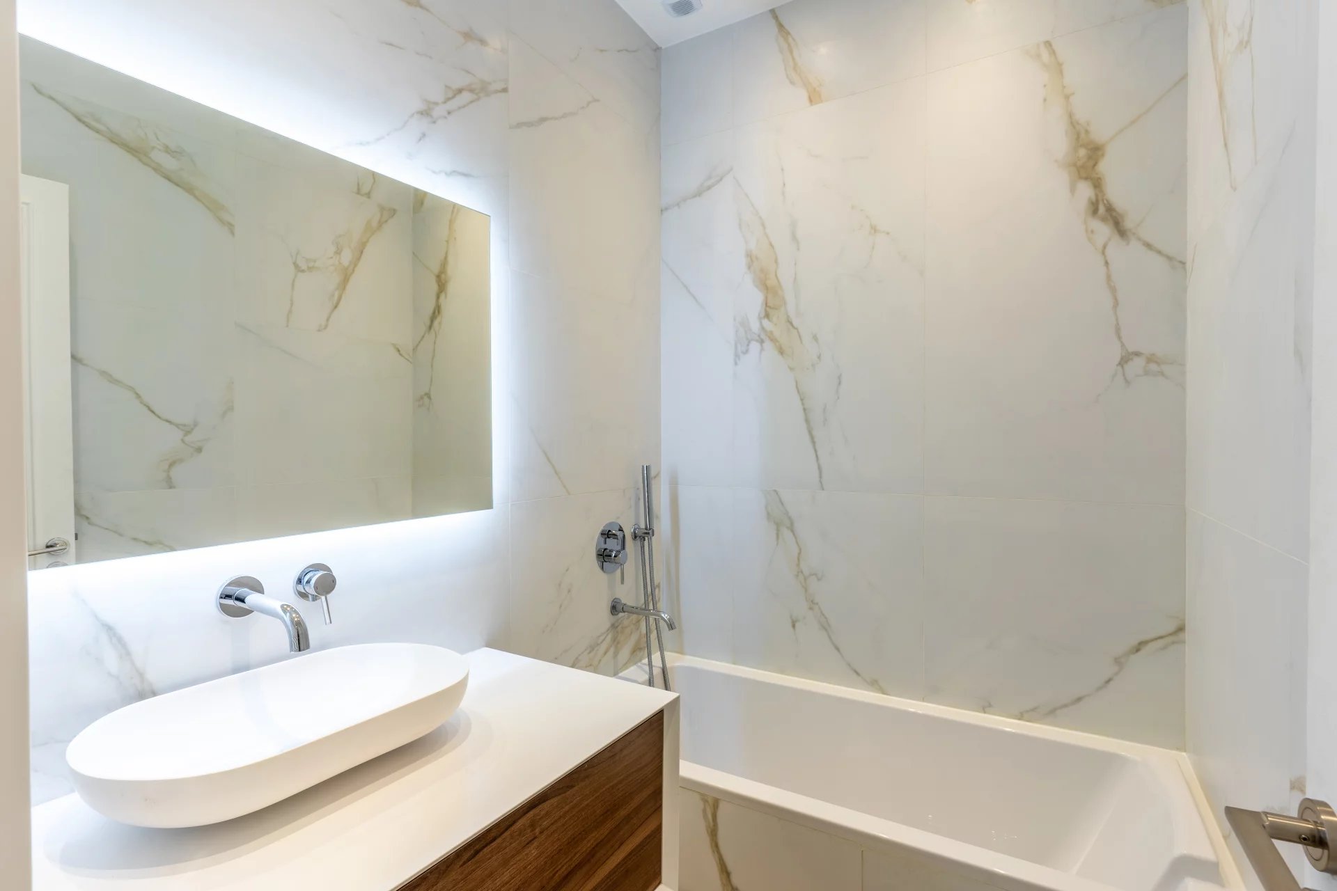 Marseille 8ème, Provence-Alpes-Côte d’Azur, 13008, FR, 3 Bedrooms Bedrooms, ,4 BathroomsBathrooms,Residential,For Sale,1592706