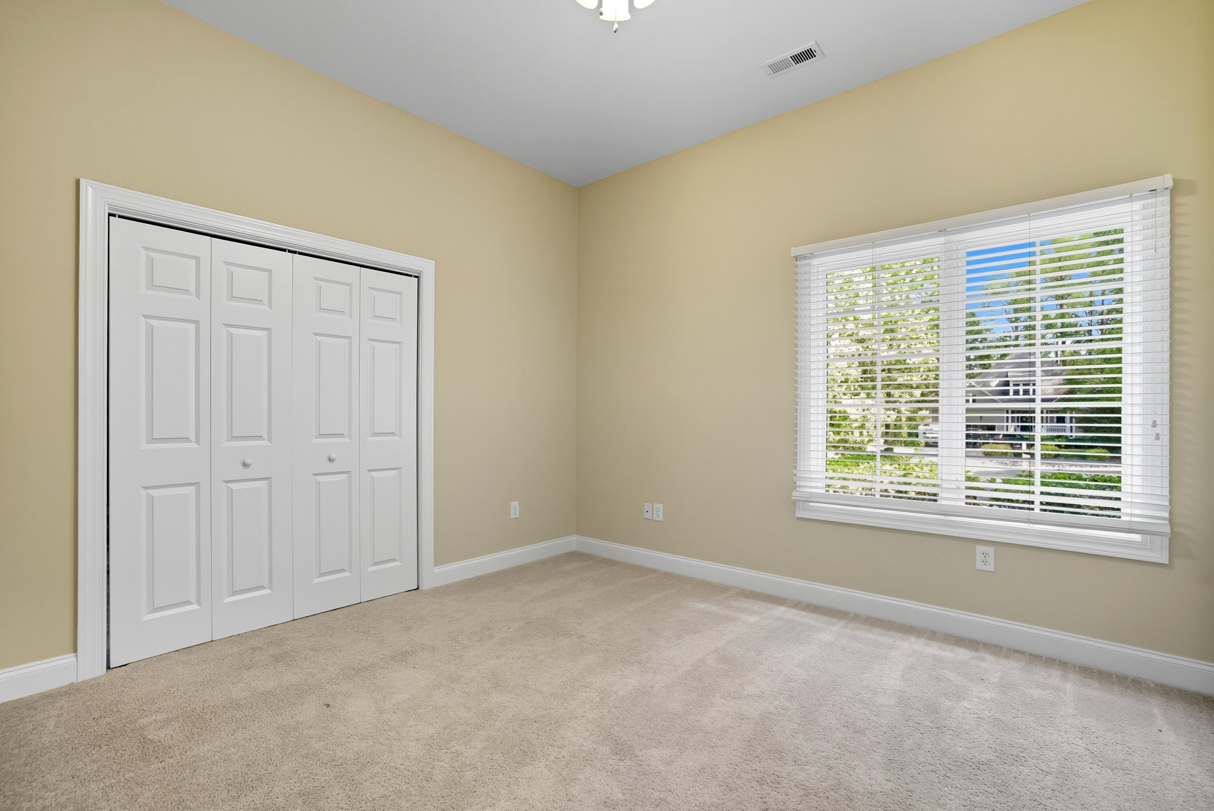  CUSTOM HOME OVERLOOKING SECOND HOLE GREEN - 物件實景