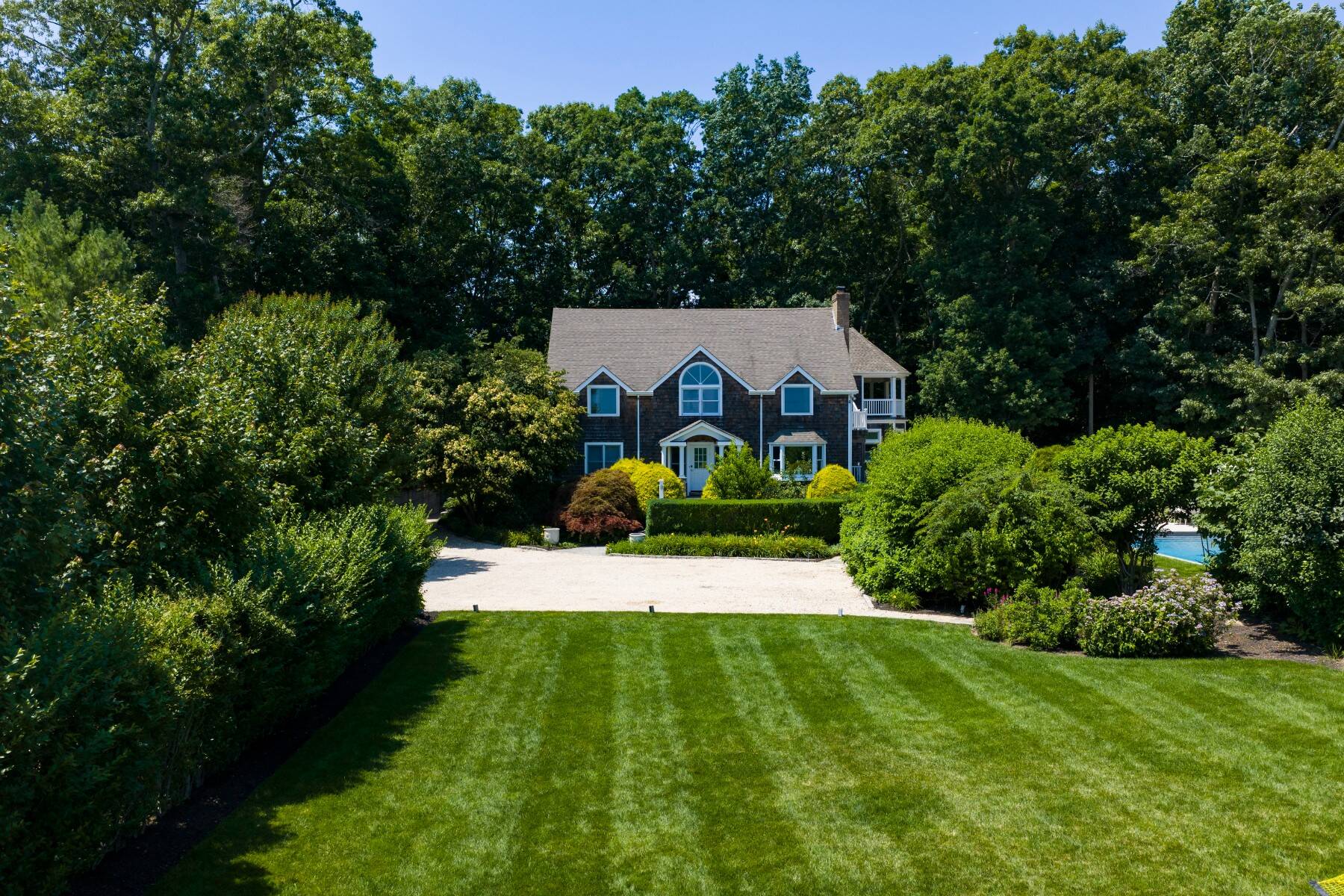  Serene Gated Retreat with Farm Vistas in Water Mill - 物件實景