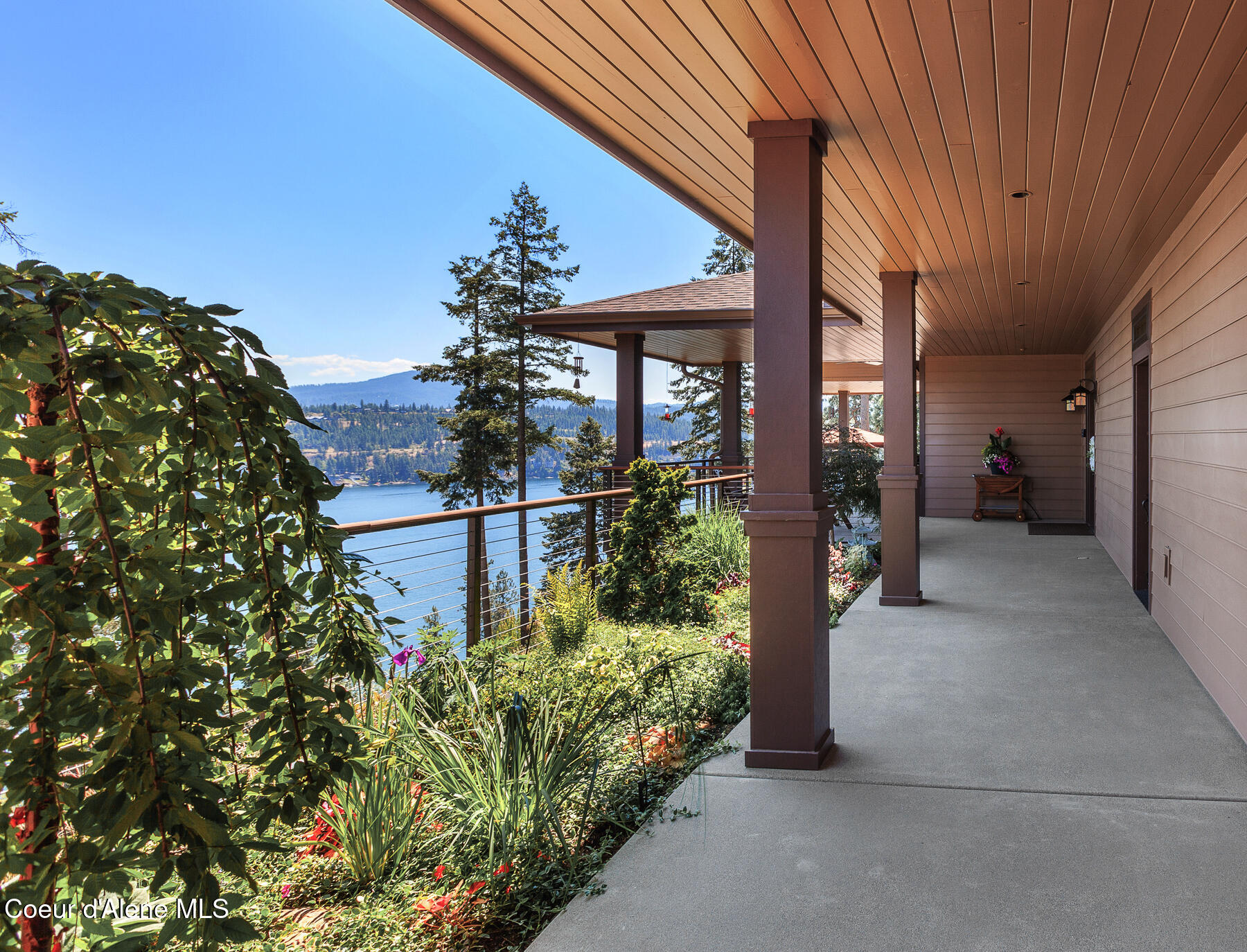 4173 S ISAAC STEVENS RD, Coeur d'Alene, Idaho, 83814, United States, 4 Bedrooms Bedrooms, ,3 BathroomsBathrooms,Residential,For Sale,4173 S ISAAC STEVENS RD,1665234